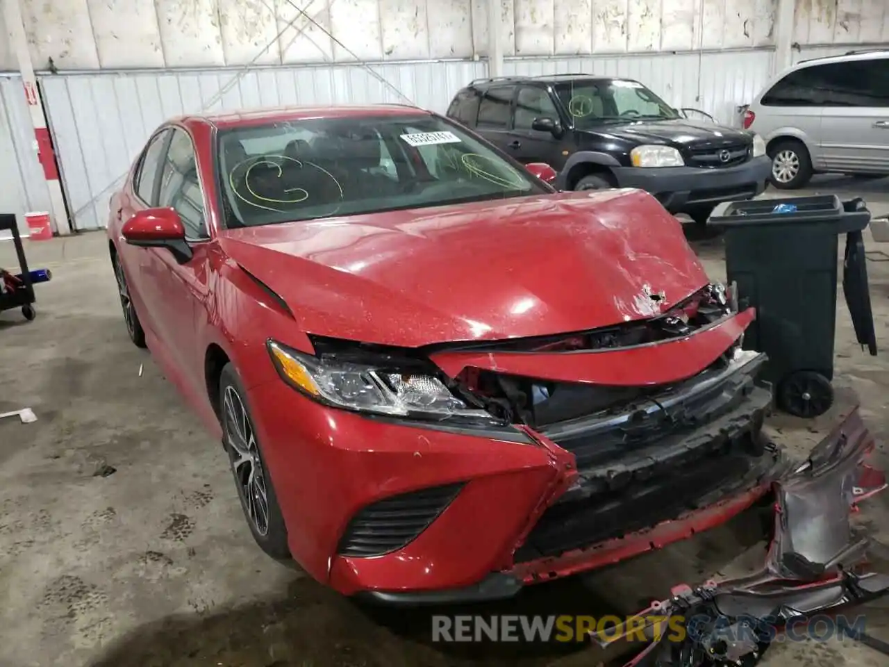 1 Photograph of a damaged car 4T1G11AK4LU352783 TOYOTA CAMRY 2020