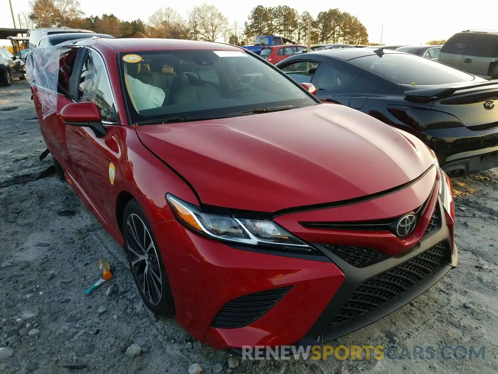 1 Photograph of a damaged car 4T1G11AK4LU353111 TOYOTA CAMRY 2020