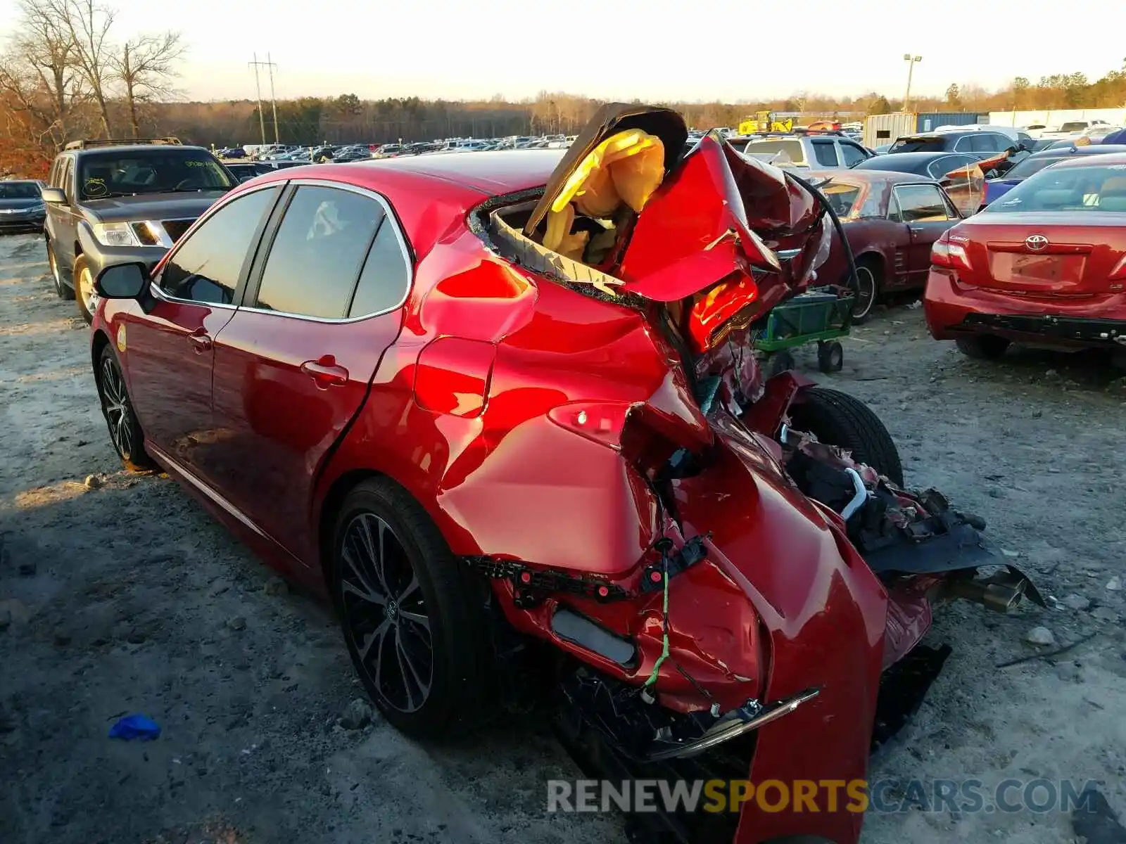 3 Photograph of a damaged car 4T1G11AK4LU353111 TOYOTA CAMRY 2020