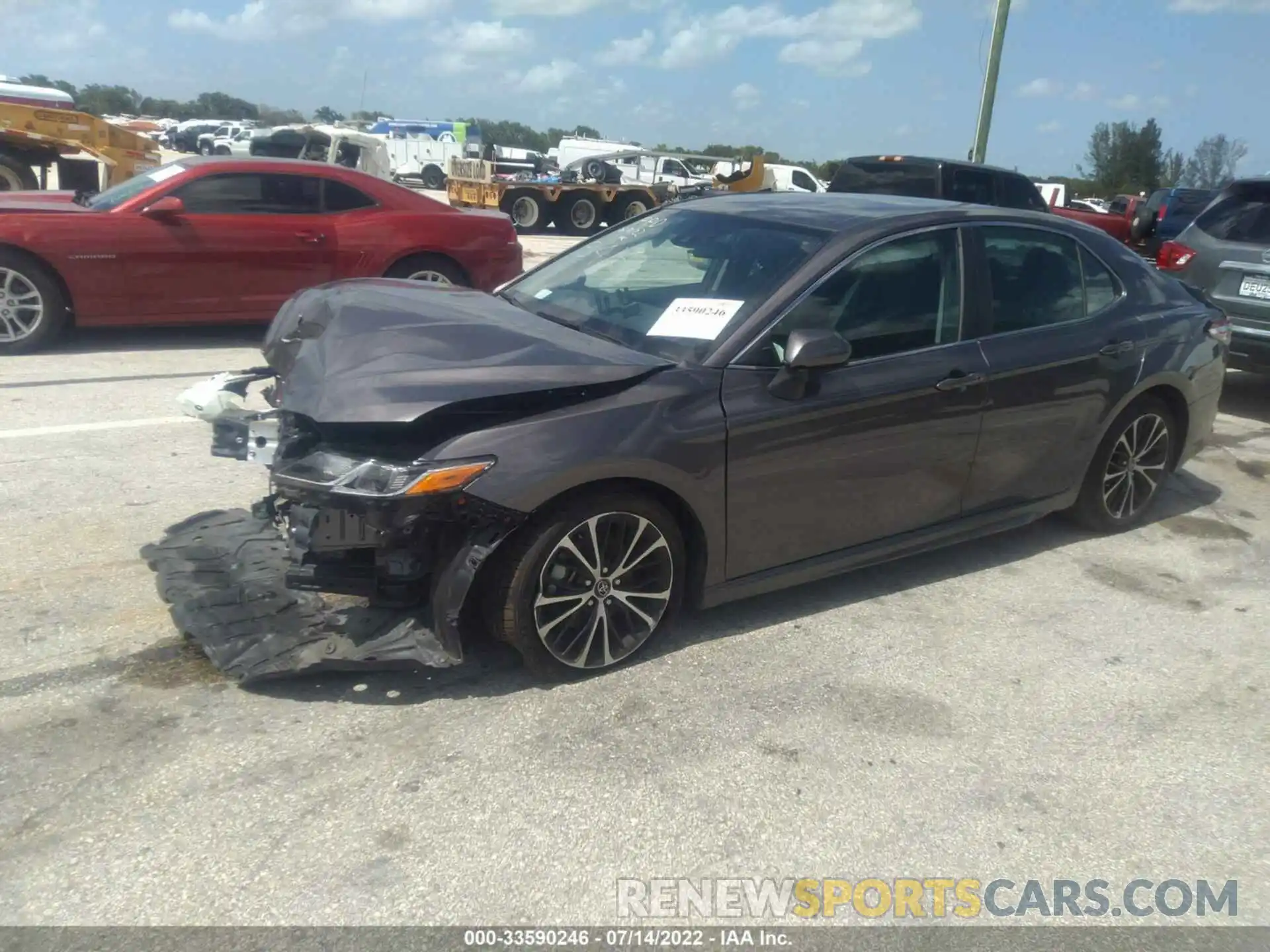 2 Photograph of a damaged car 4T1G11AK4LU353416 TOYOTA CAMRY 2020