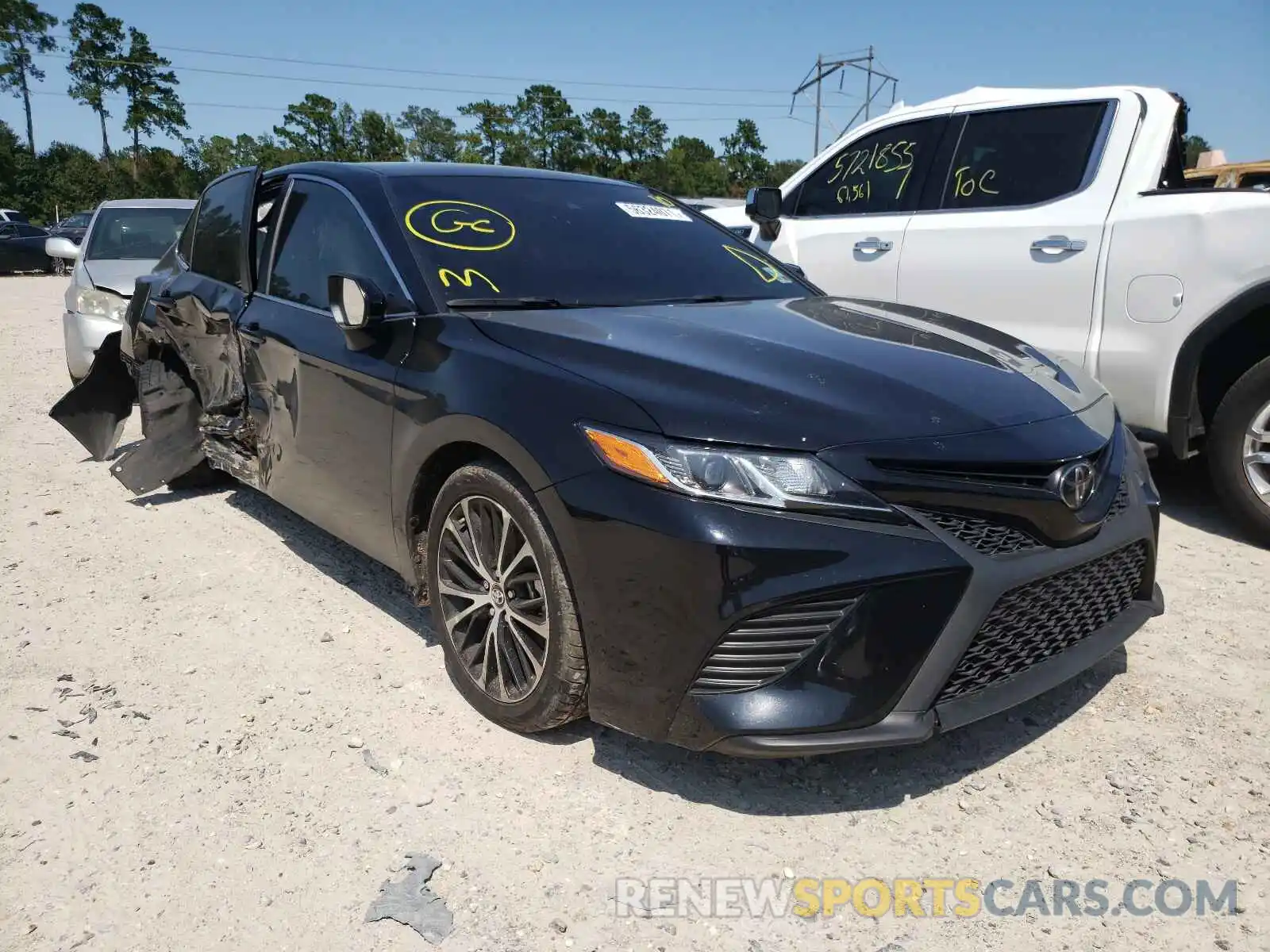 1 Photograph of a damaged car 4T1G11AK4LU353948 TOYOTA CAMRY 2020