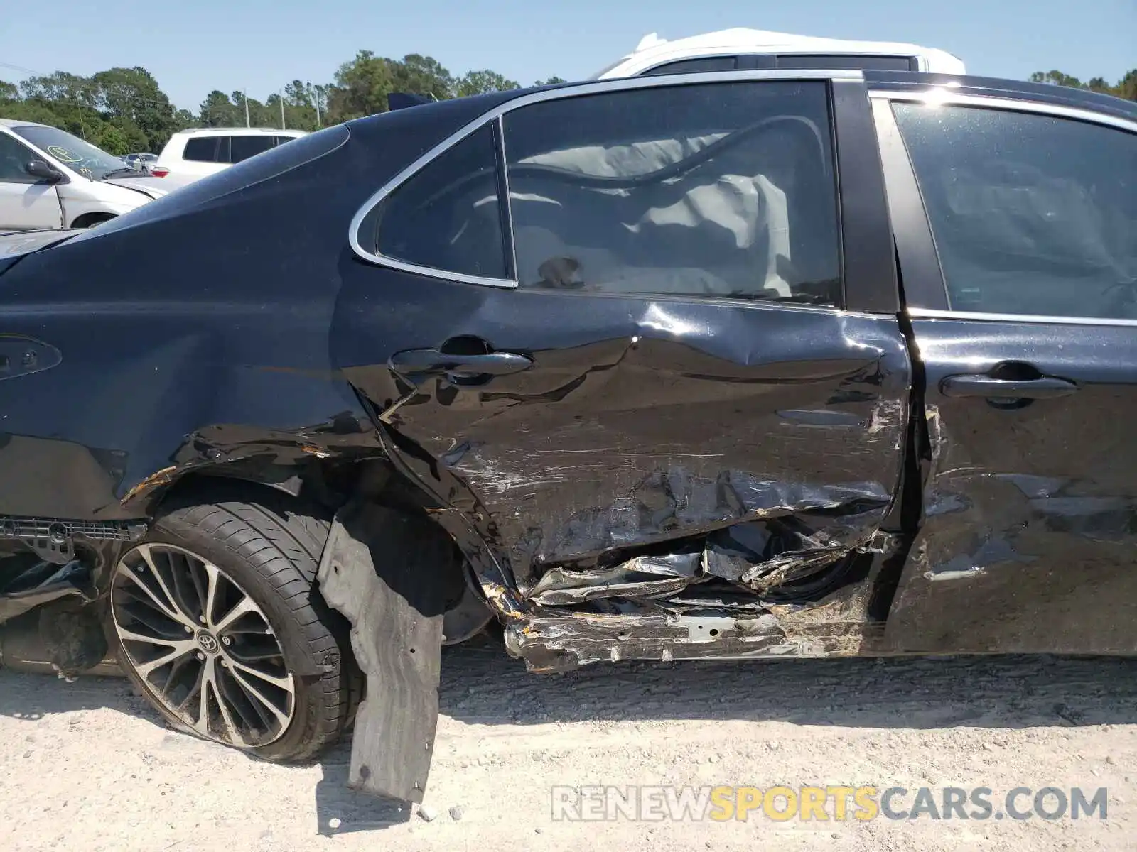 9 Photograph of a damaged car 4T1G11AK4LU353948 TOYOTA CAMRY 2020