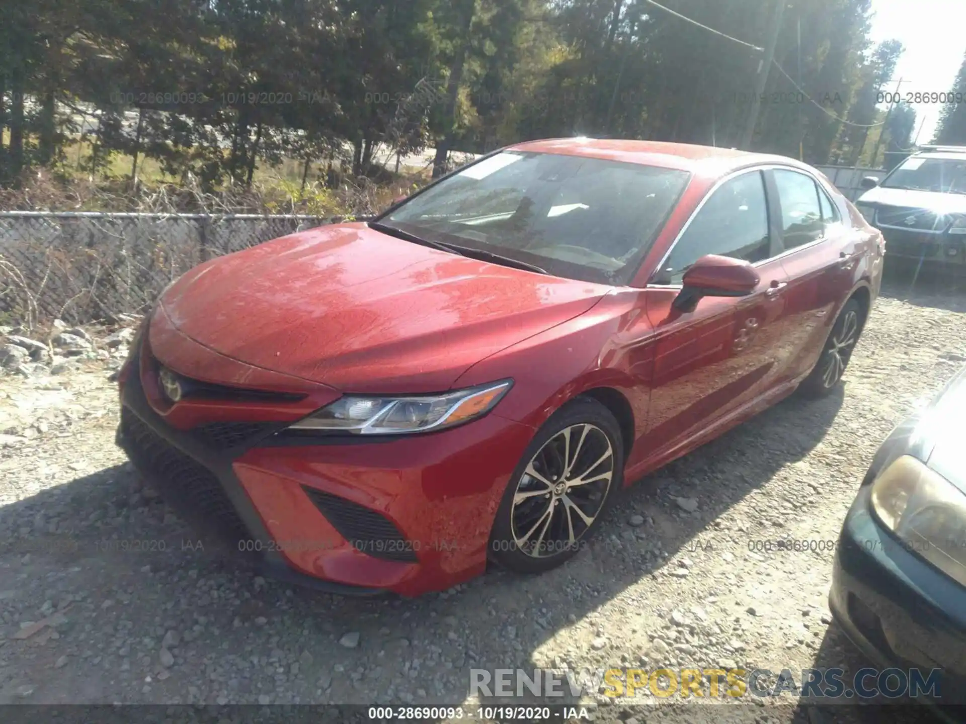 2 Photograph of a damaged car 4T1G11AK4LU358695 TOYOTA CAMRY 2020