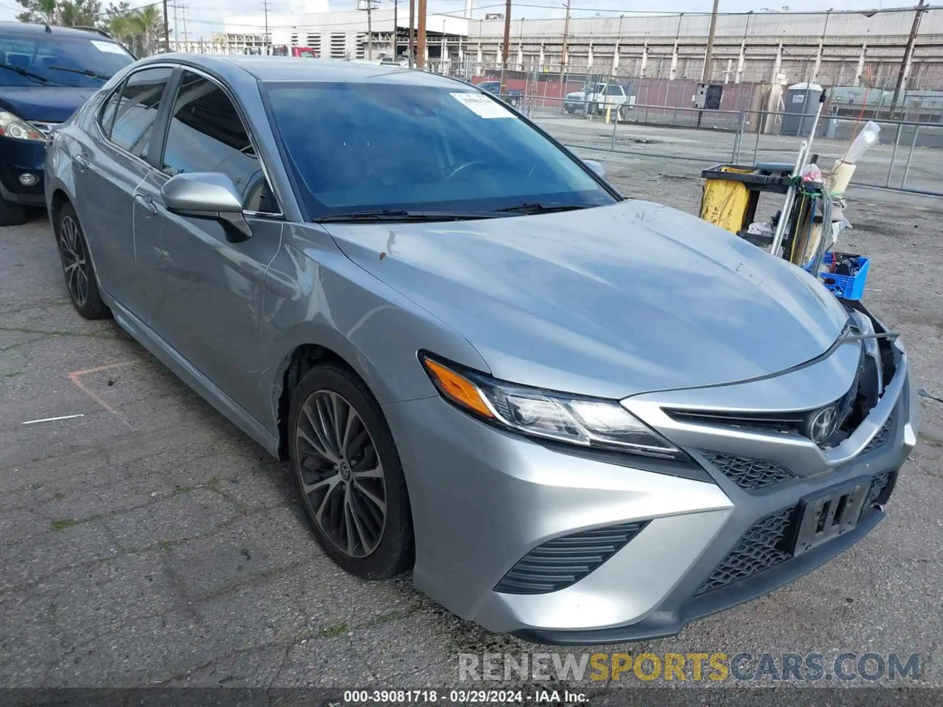 1 Photograph of a damaged car 4T1G11AK4LU363217 TOYOTA CAMRY 2020