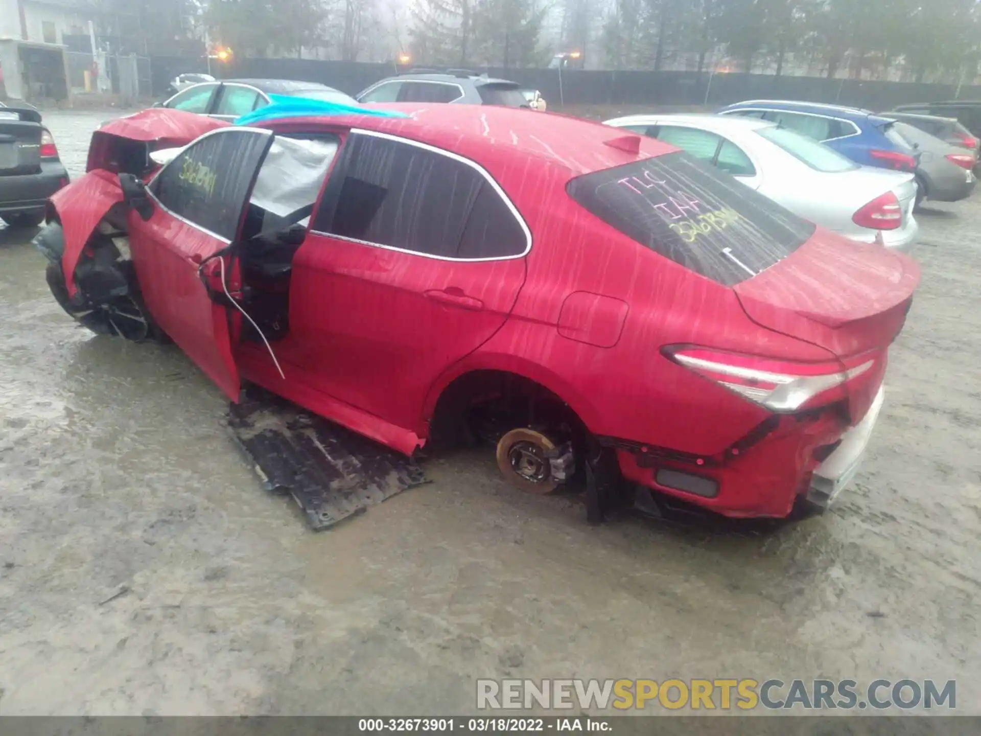 3 Photograph of a damaged car 4T1G11AK4LU369972 TOYOTA CAMRY 2020