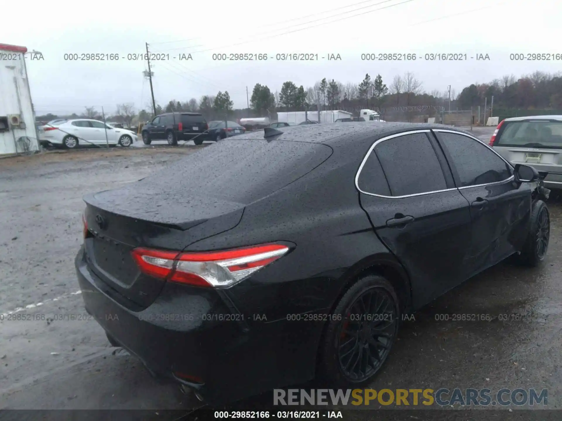 4 Photograph of a damaged car 4T1G11AK4LU370085 TOYOTA CAMRY 2020