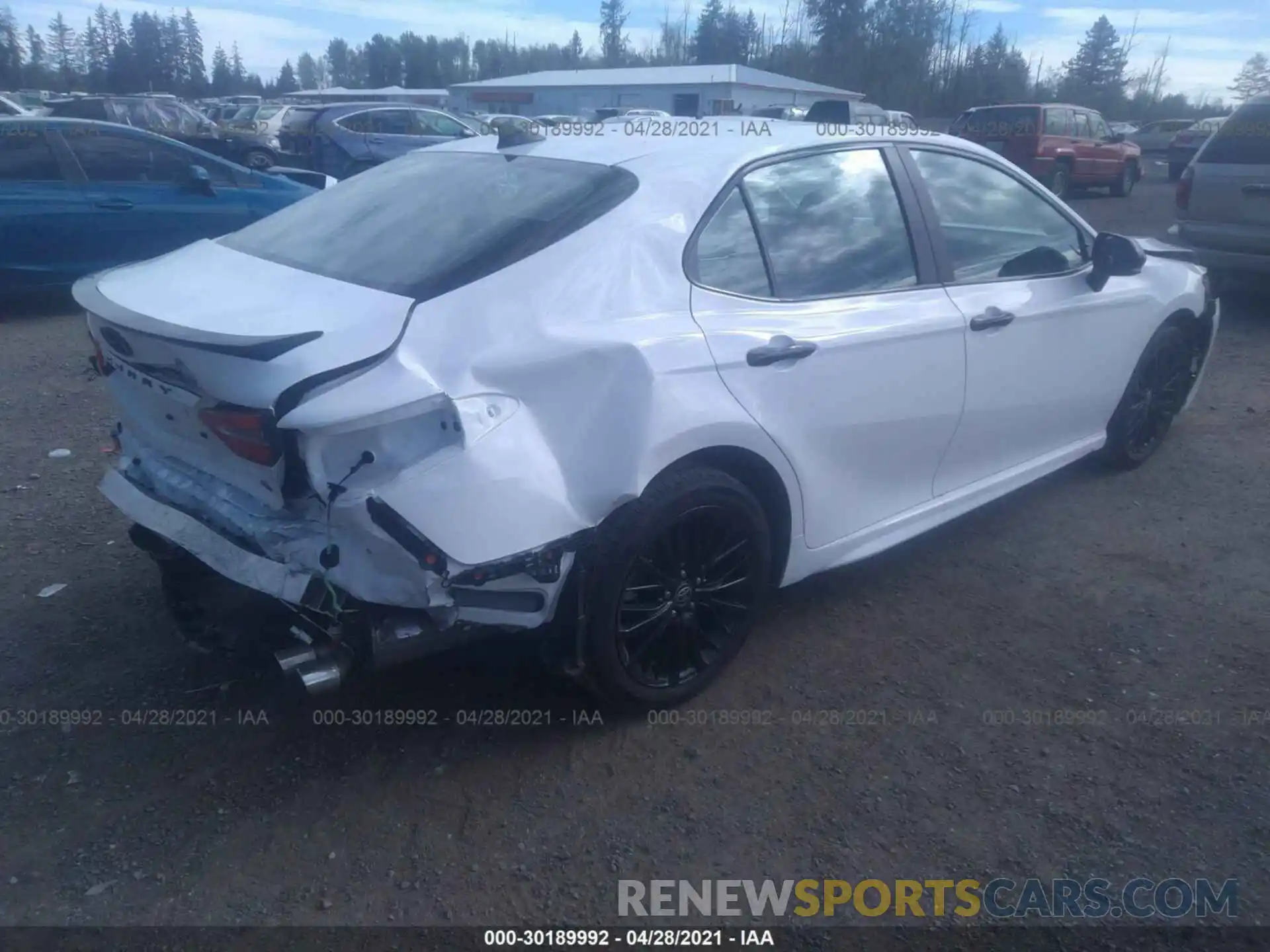 4 Photograph of a damaged car 4T1G11AK4LU378025 TOYOTA CAMRY 2020