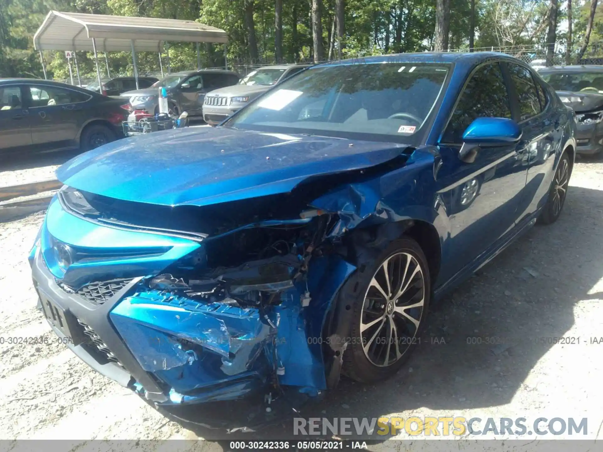 6 Photograph of a damaged car 4T1G11AK4LU392331 TOYOTA CAMRY 2020