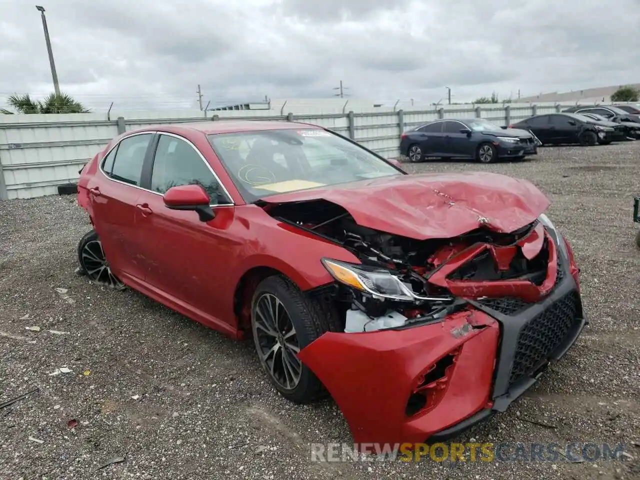 1 Photograph of a damaged car 4T1G11AK4LU400394 TOYOTA CAMRY 2020