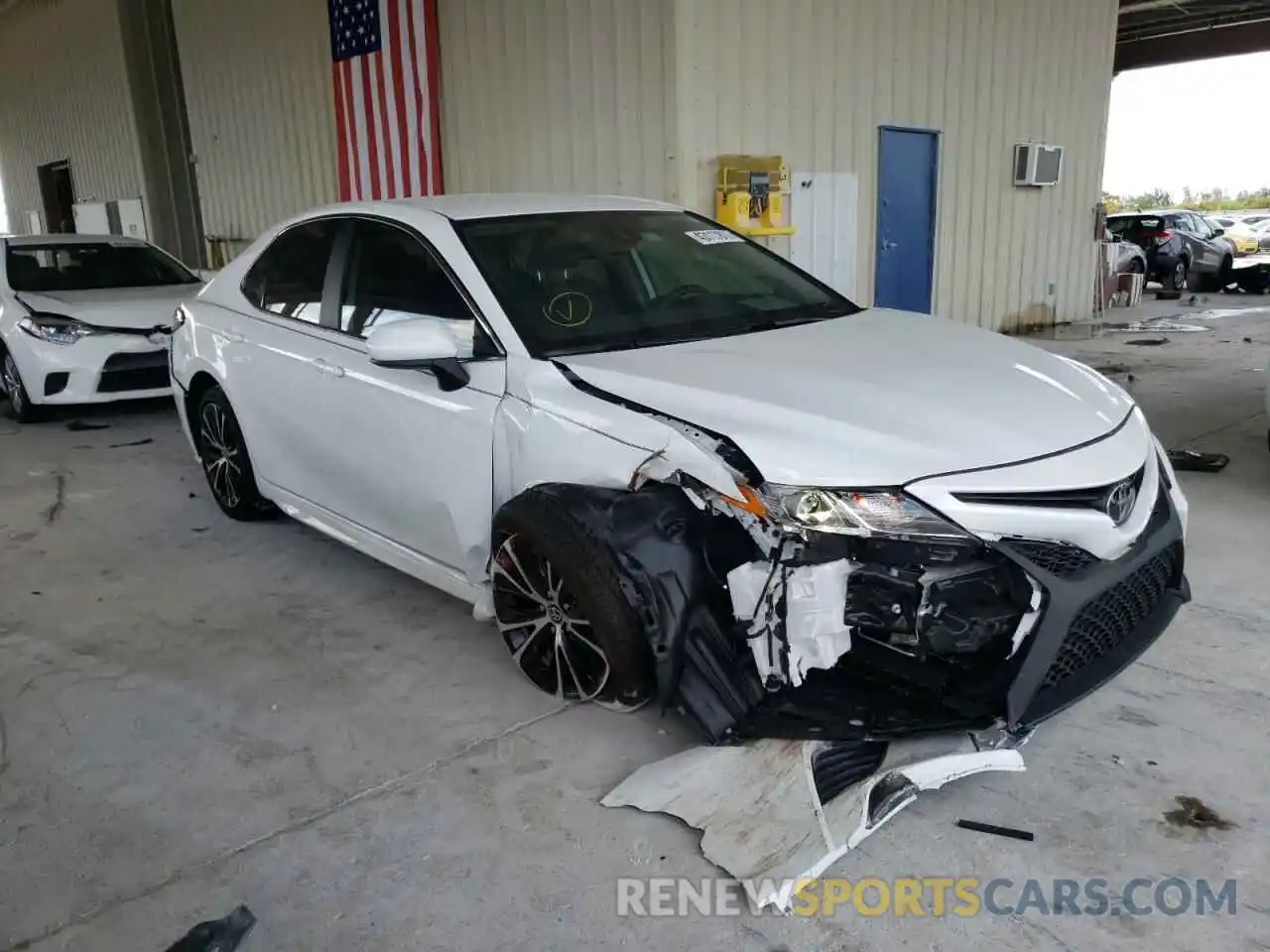 9 Photograph of a damaged car 4T1G11AK4LU402310 TOYOTA CAMRY 2020