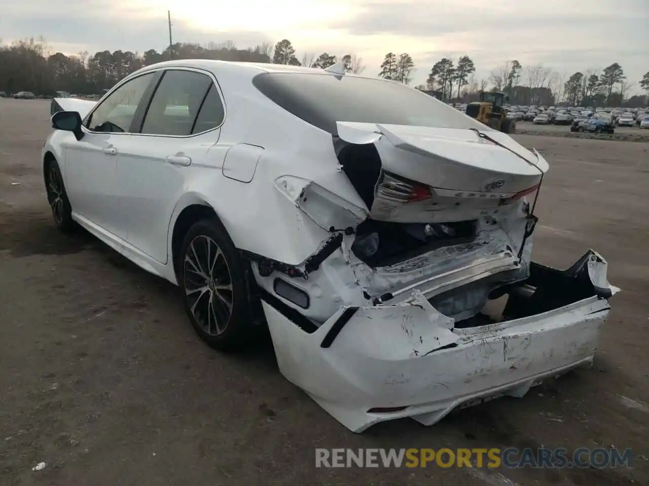 3 Photograph of a damaged car 4T1G11AK4LU501175 TOYOTA CAMRY 2020