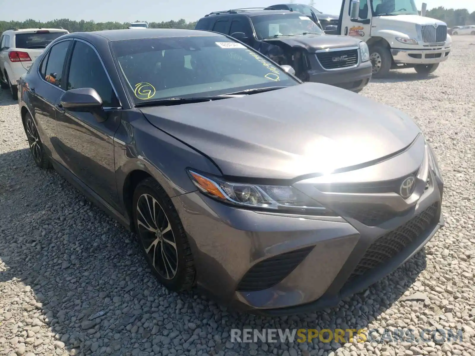 1 Photograph of a damaged car 4T1G11AK4LU502004 TOYOTA CAMRY 2020