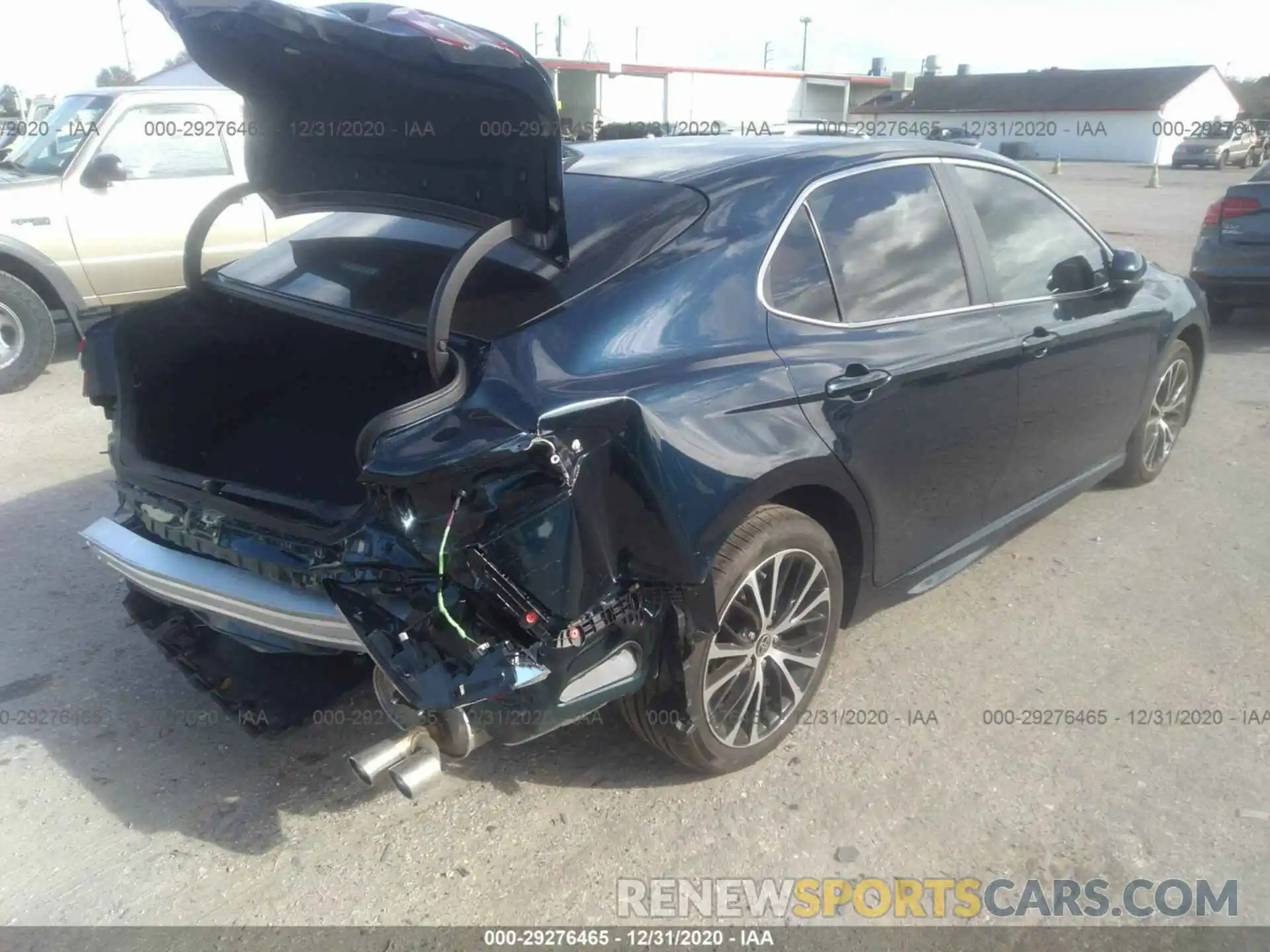 4 Photograph of a damaged car 4T1G11AK4LU502133 TOYOTA CAMRY 2020