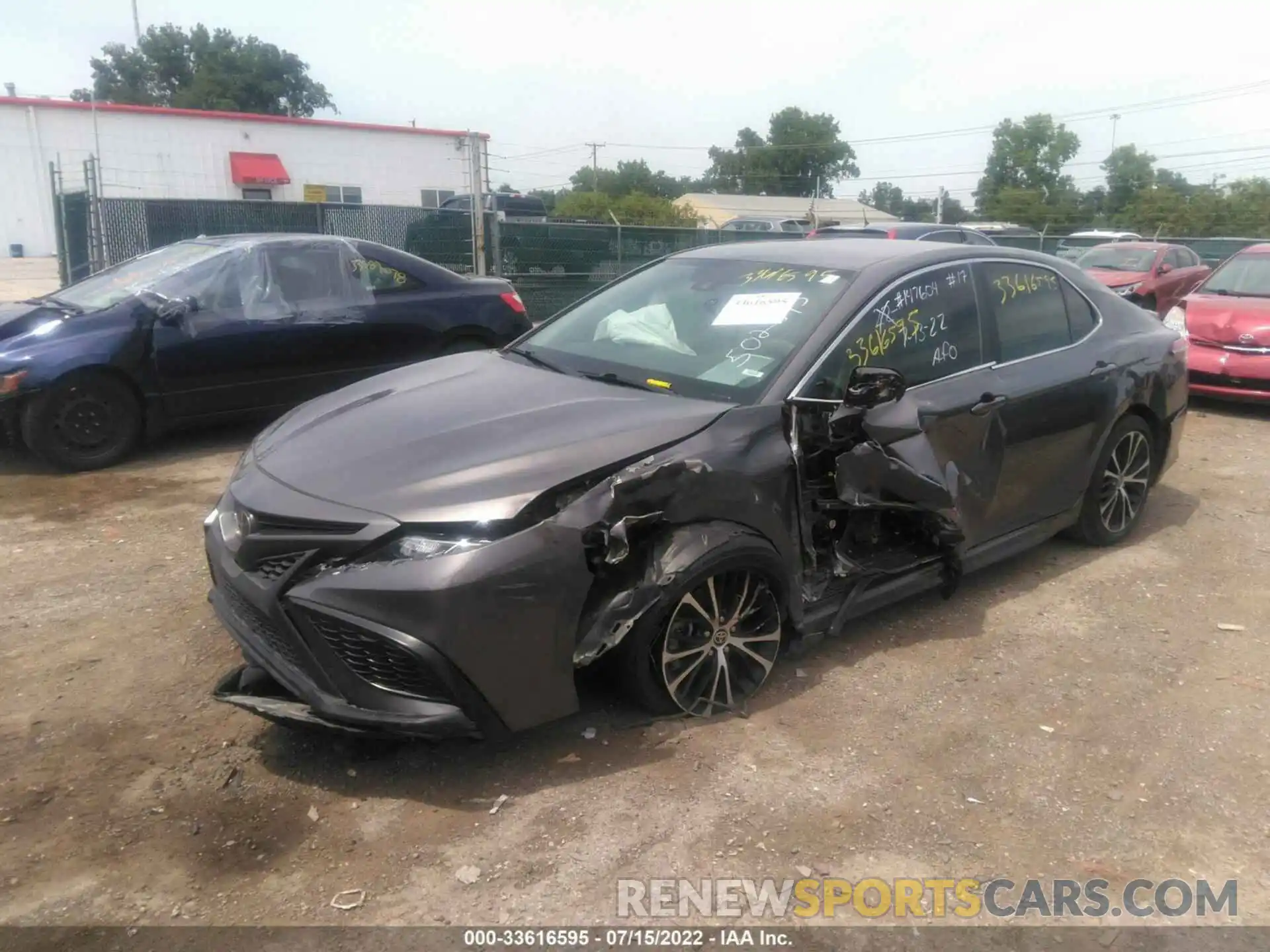 6 Photograph of a damaged car 4T1G11AK4LU502343 TOYOTA CAMRY 2020