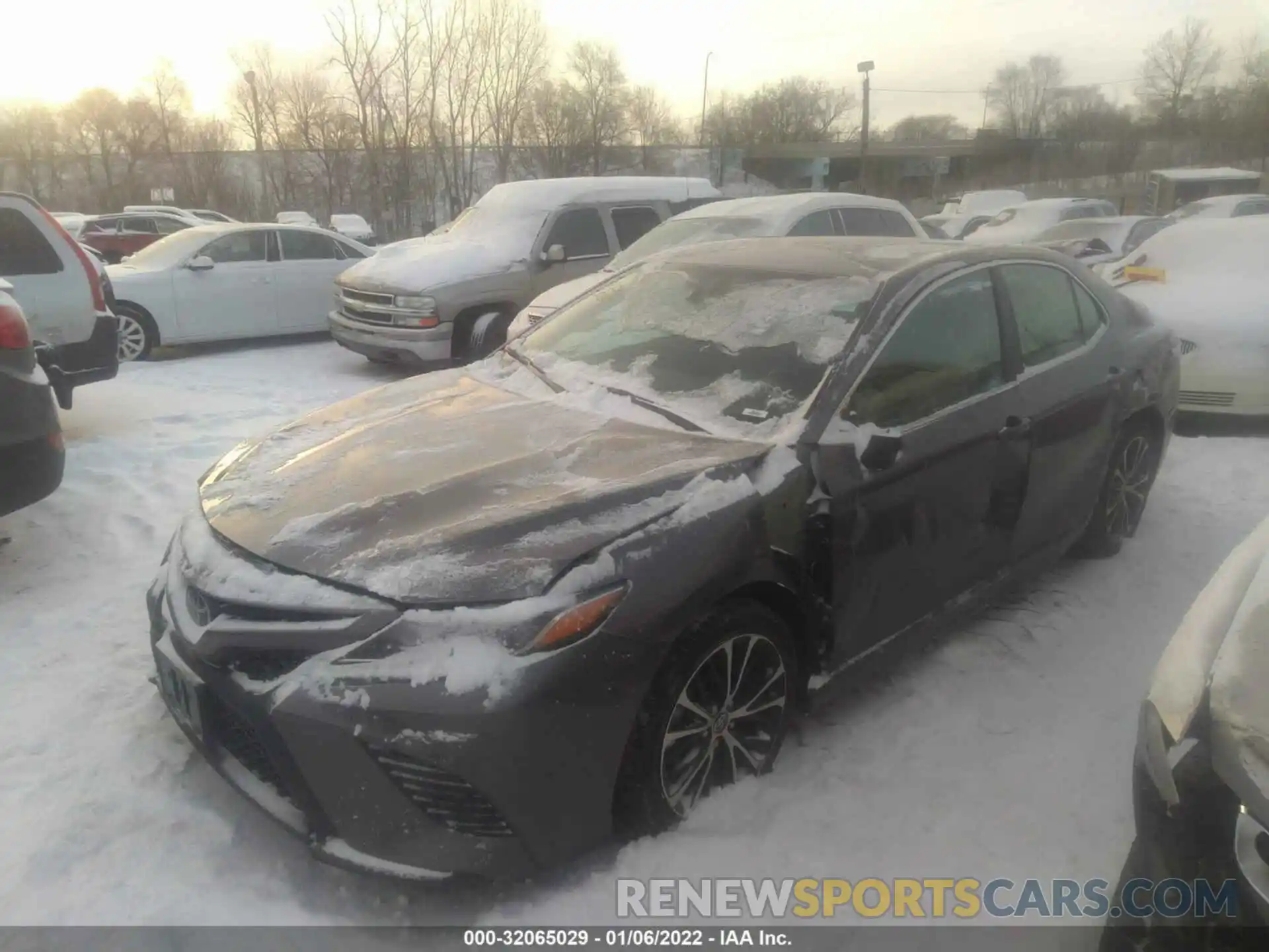 2 Photograph of a damaged car 4T1G11AK4LU507476 TOYOTA CAMRY 2020