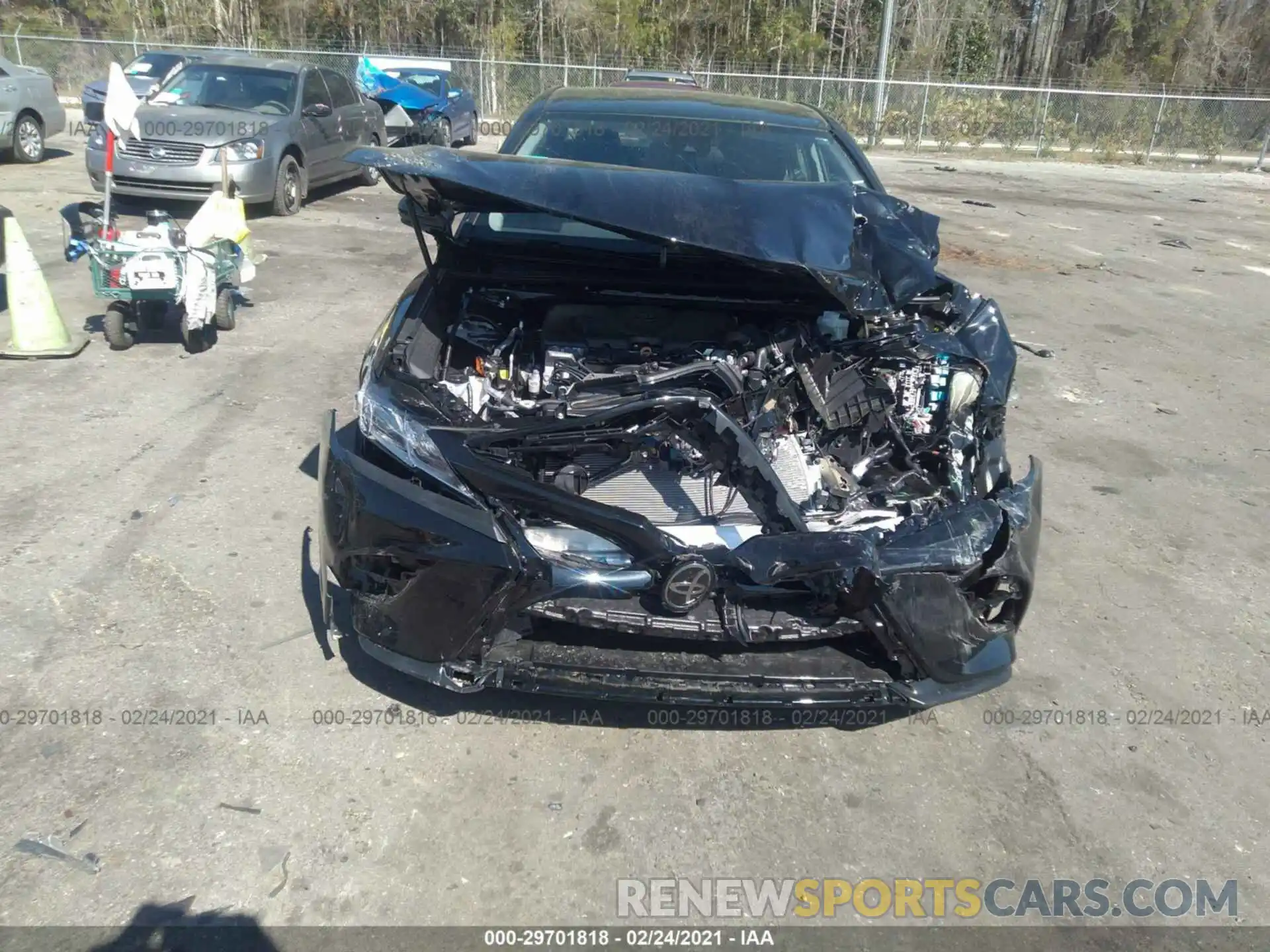 6 Photograph of a damaged car 4T1G11AK4LU508305 TOYOTA CAMRY 2020