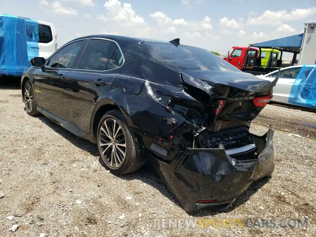 3 Photograph of a damaged car 4T1G11AK4LU509115 TOYOTA CAMRY 2020