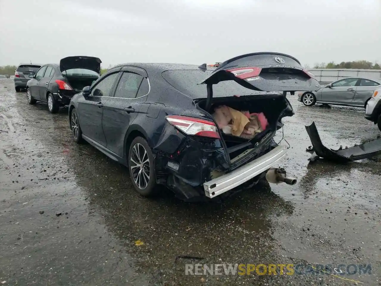 3 Photograph of a damaged car 4T1G11AK4LU858145 TOYOTA CAMRY 2020