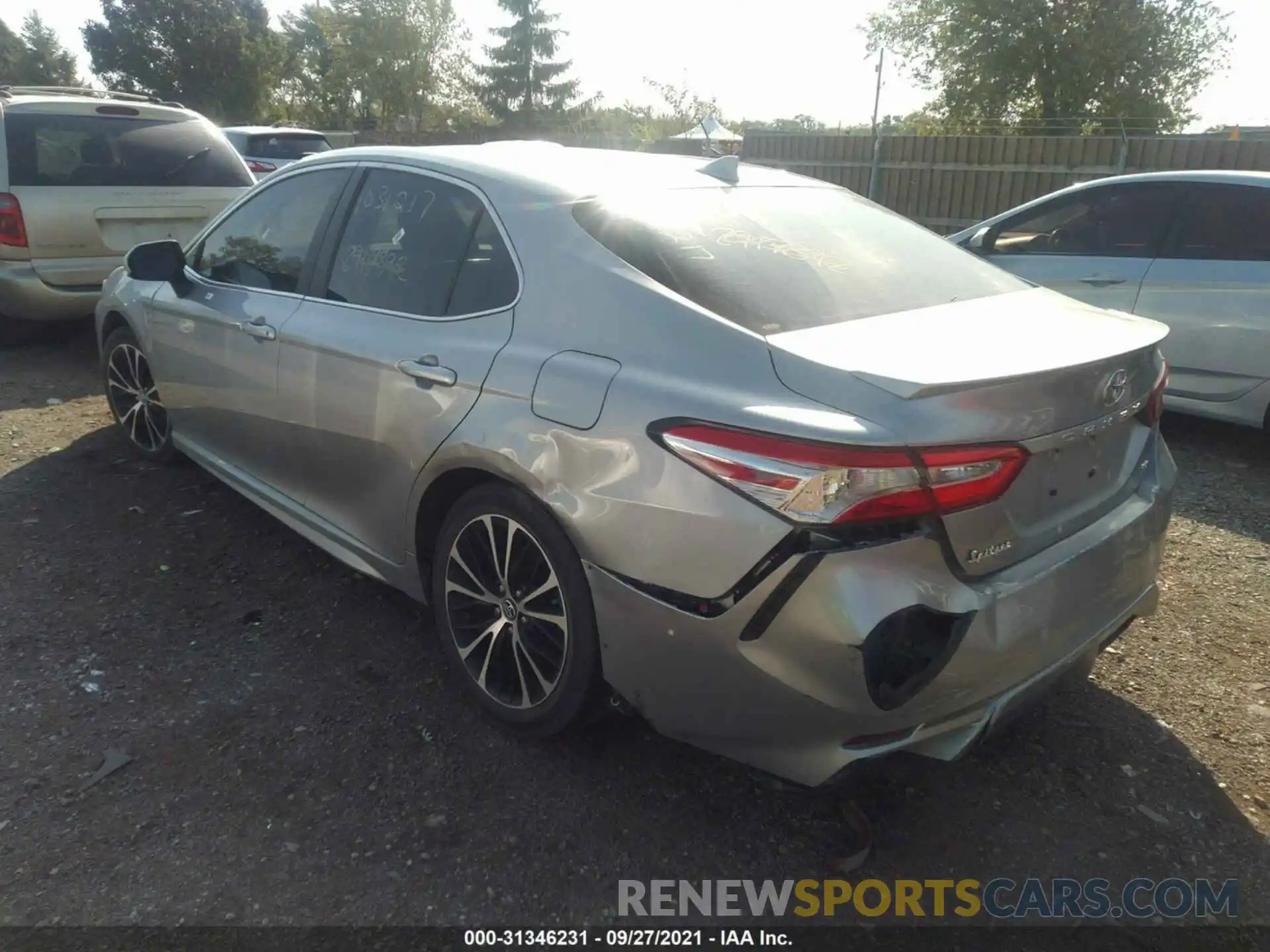 3 Photograph of a damaged car 4T1G11AK4LU868254 TOYOTA CAMRY 2020