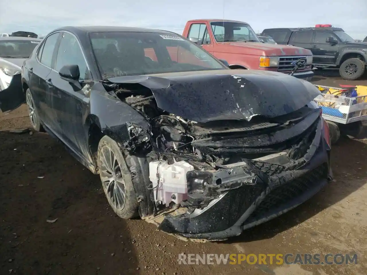 1 Photograph of a damaged car 4T1G11AK4LU868884 TOYOTA CAMRY 2020