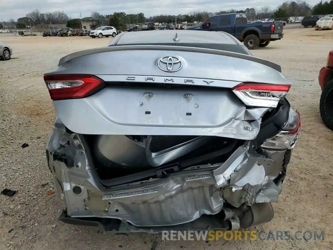 6 Photograph of a damaged car 4T1G11AK4LU869064 TOYOTA CAMRY 2020