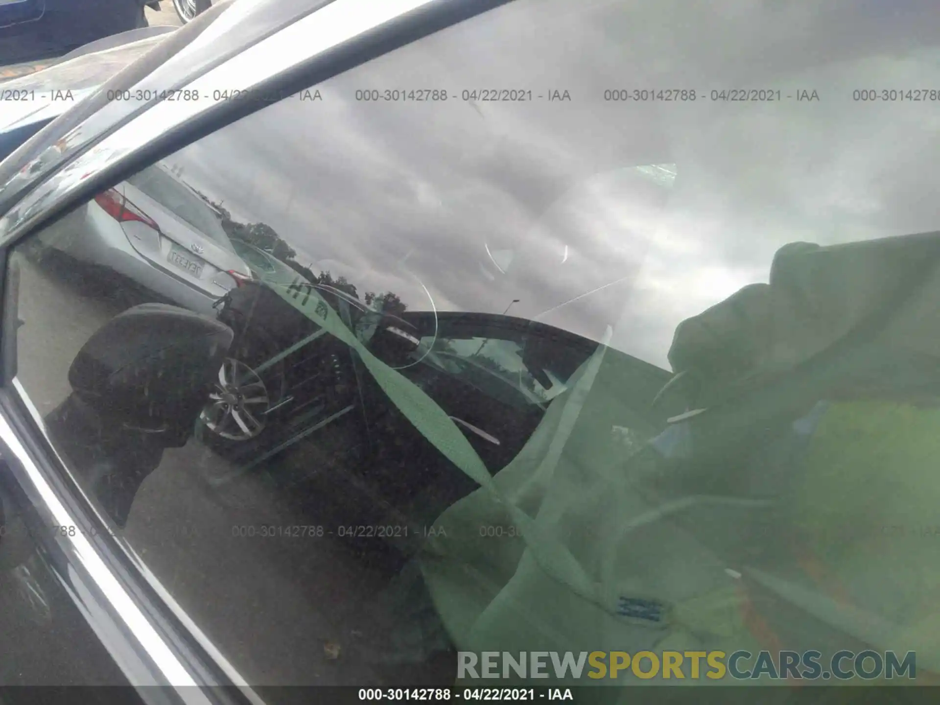 7 Photograph of a damaged car 4T1G11AK4LU872479 TOYOTA CAMRY 2020