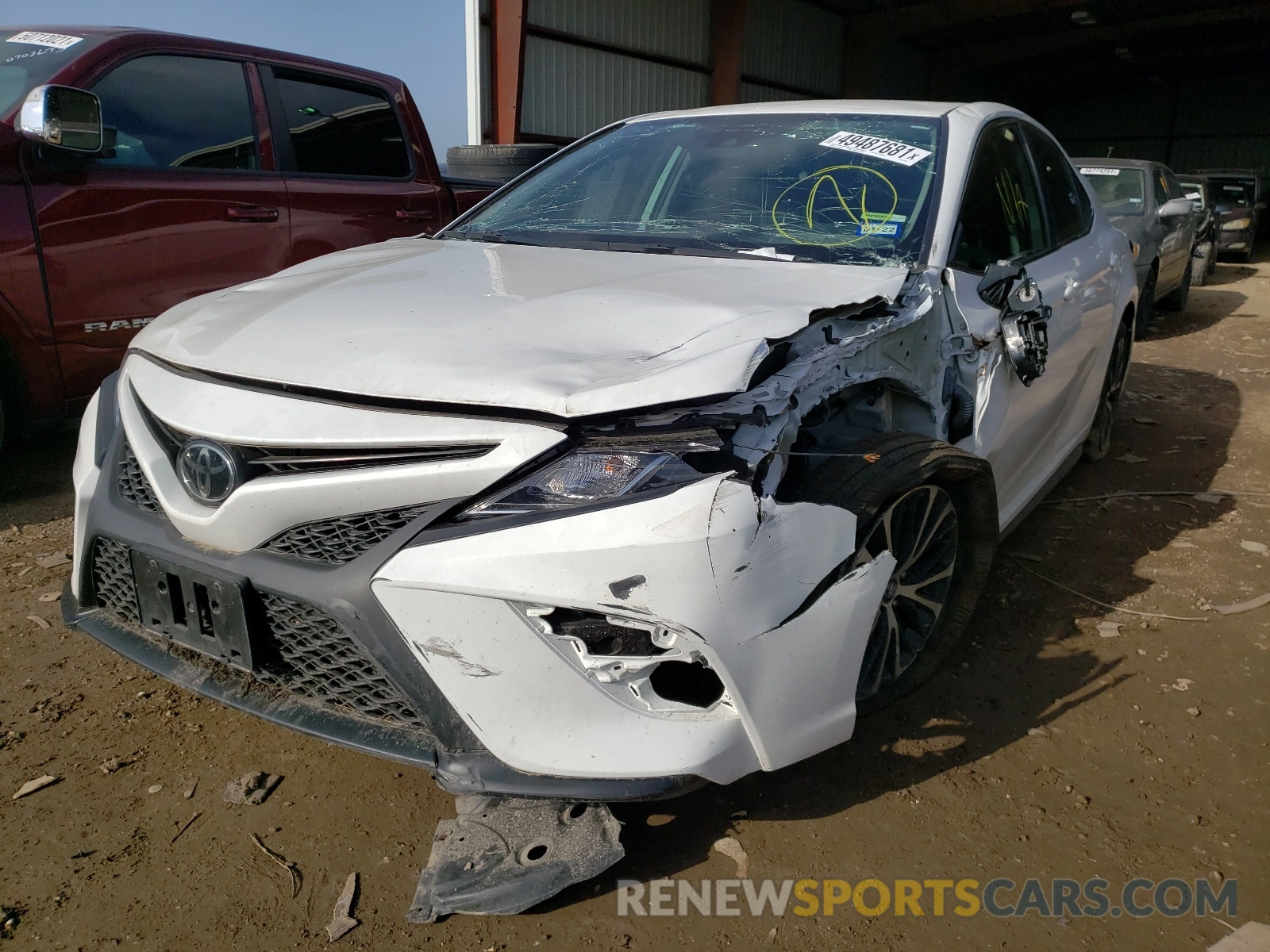 2 Photograph of a damaged car 4T1G11AK4LU873275 TOYOTA CAMRY 2020