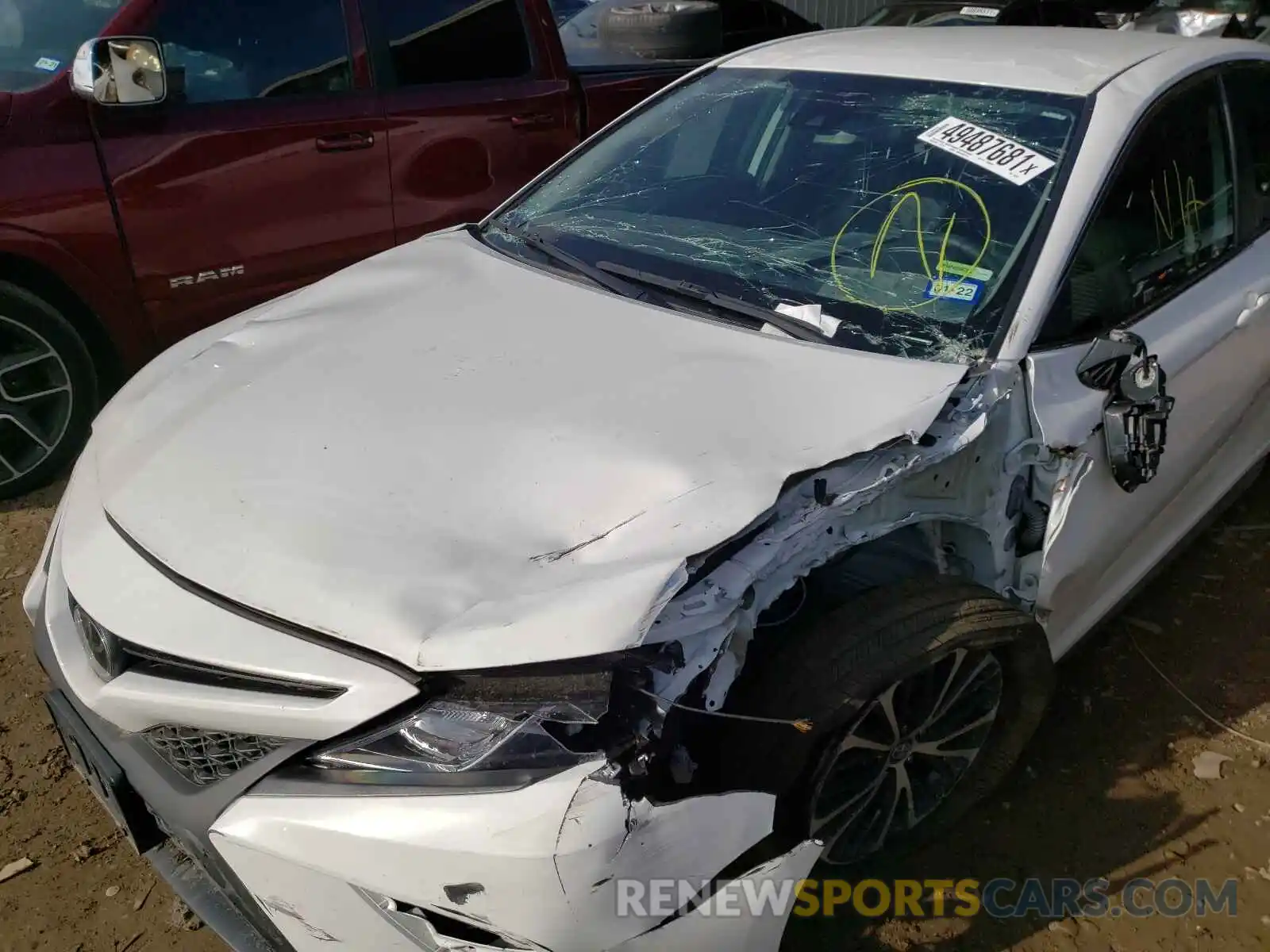 9 Photograph of a damaged car 4T1G11AK4LU873275 TOYOTA CAMRY 2020