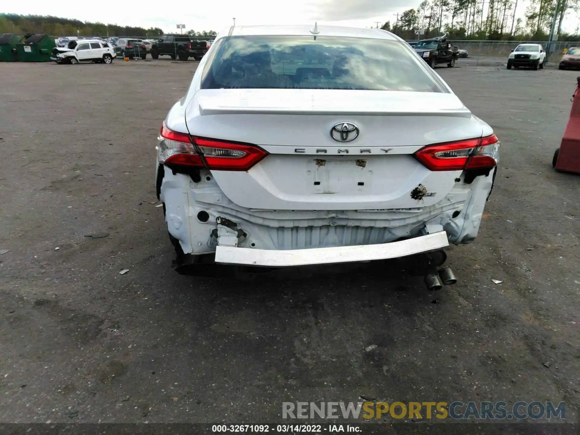 6 Photograph of a damaged car 4T1G11AK4LU873969 TOYOTA CAMRY 2020