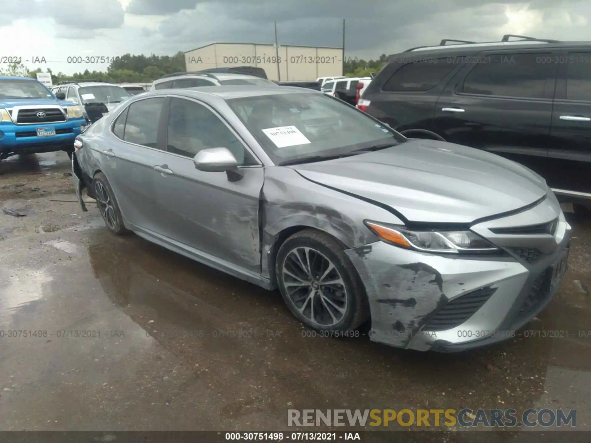 1 Photograph of a damaged car 4T1G11AK4LU874927 TOYOTA CAMRY 2020