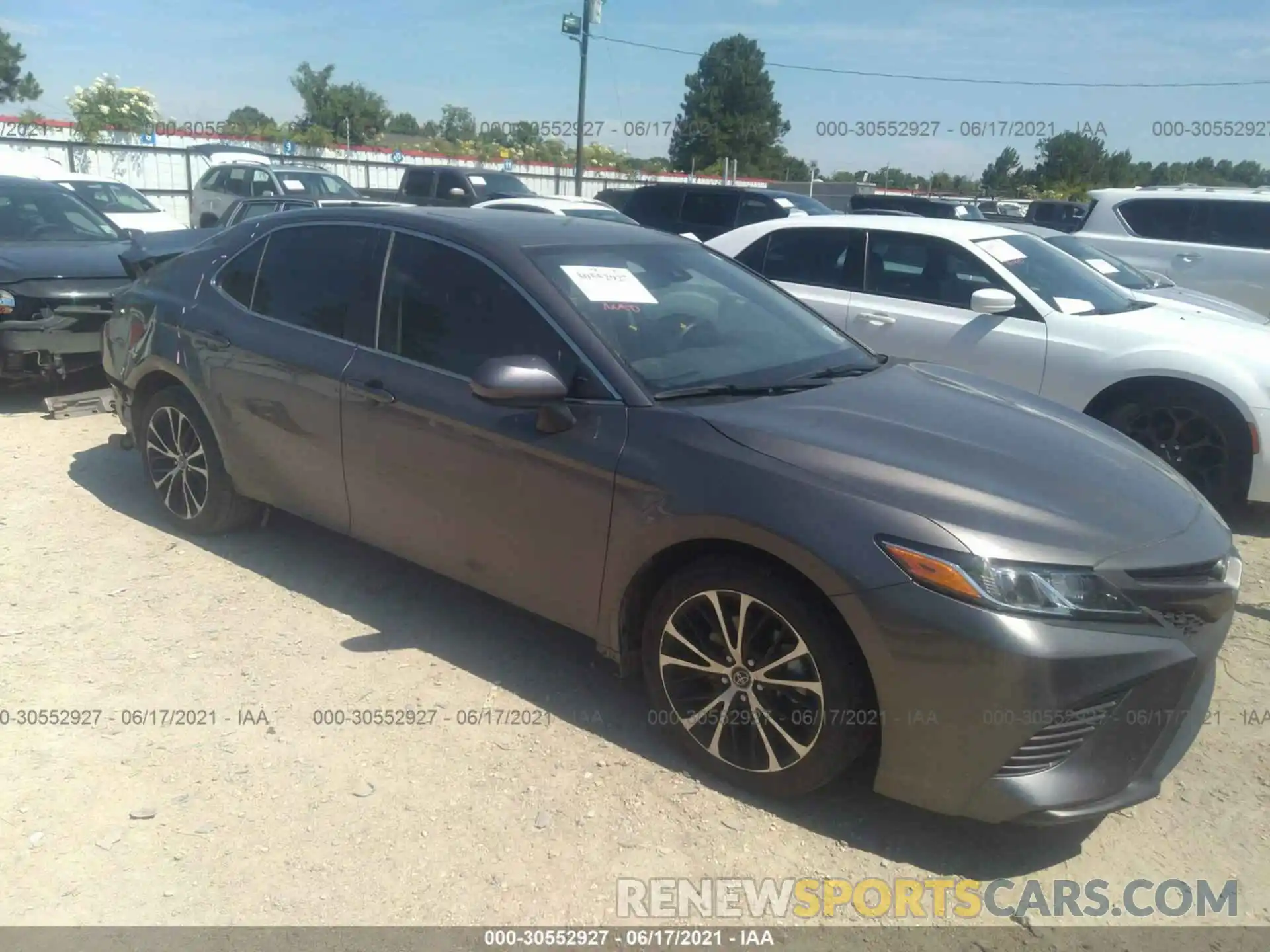 1 Photograph of a damaged car 4T1G11AK4LU877942 TOYOTA CAMRY 2020