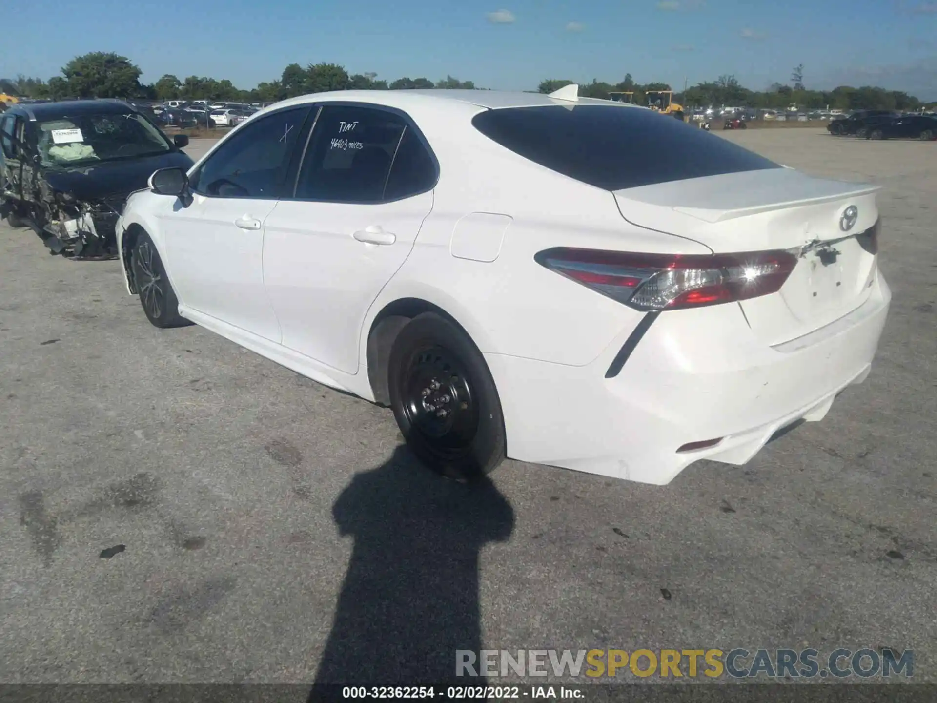 3 Photograph of a damaged car 4T1G11AK4LU889783 TOYOTA CAMRY 2020