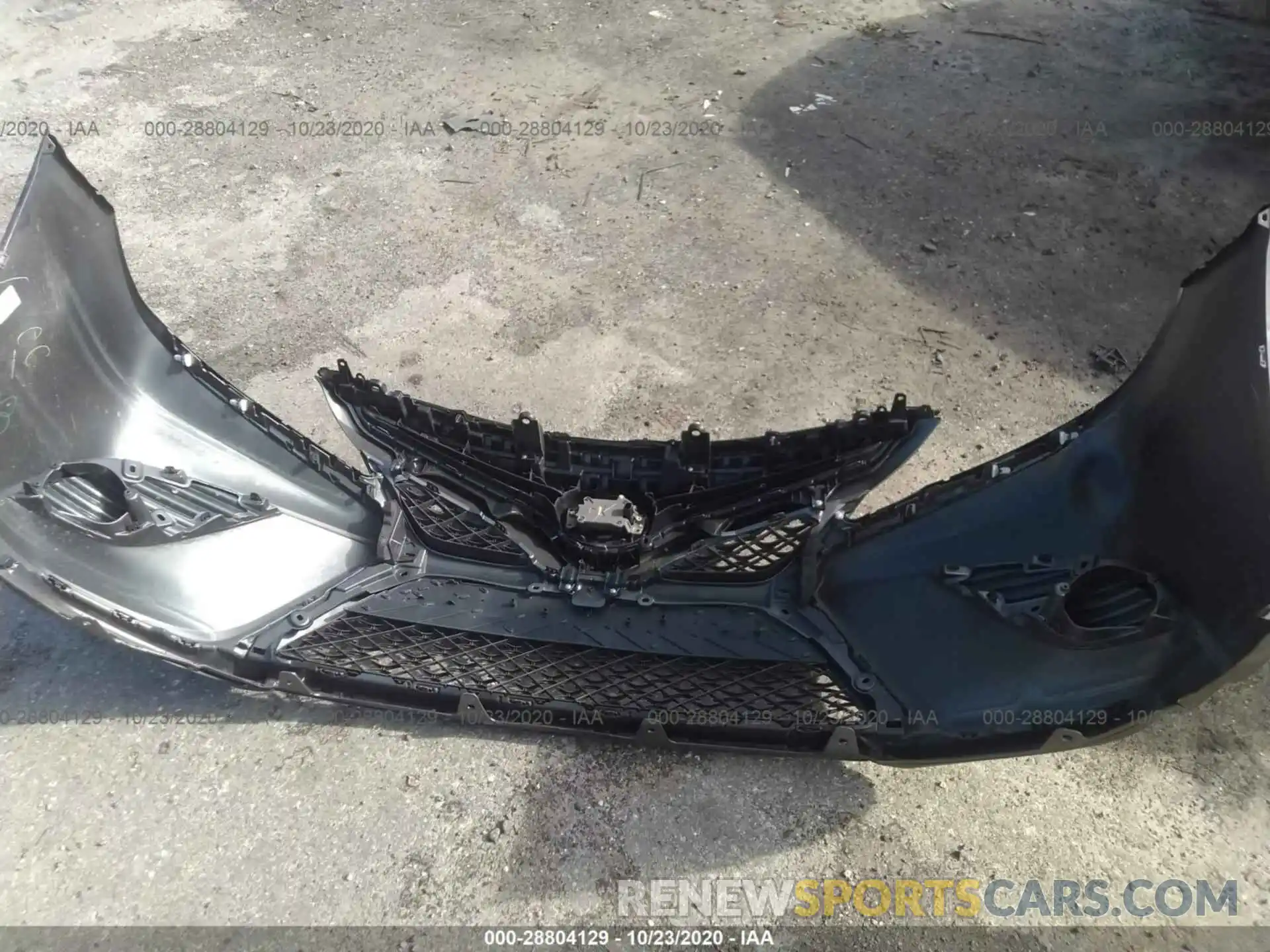 12 Photograph of a damaged car 4T1G11AK4LU892294 TOYOTA CAMRY 2020