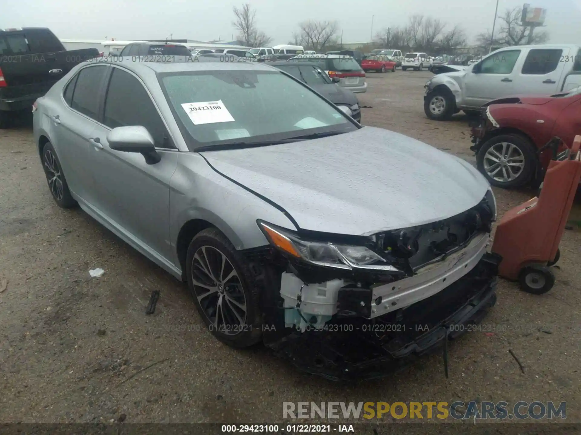 1 Photograph of a damaged car 4T1G11AK4LU894076 TOYOTA CAMRY 2020