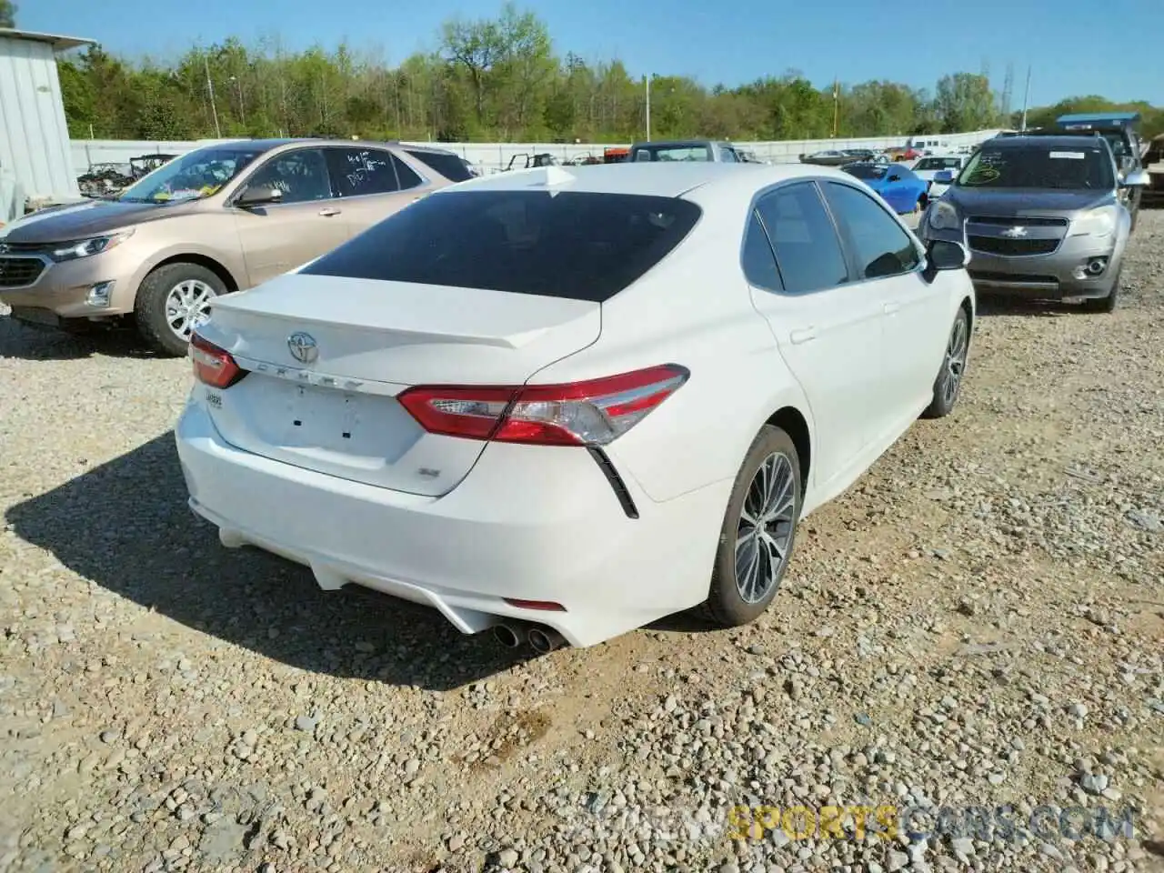 4 Photograph of a damaged car 4T1G11AK4LU896636 TOYOTA CAMRY 2020