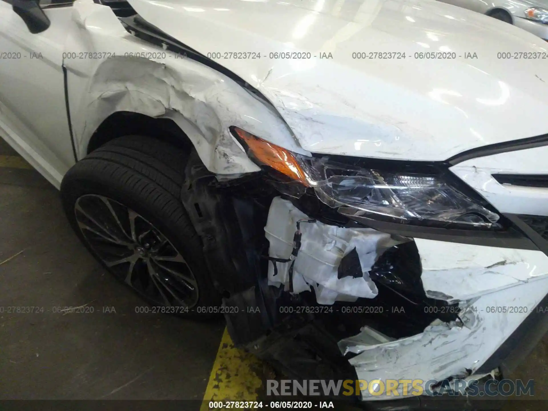 6 Photograph of a damaged car 4T1G11AK4LU898130 TOYOTA CAMRY 2020