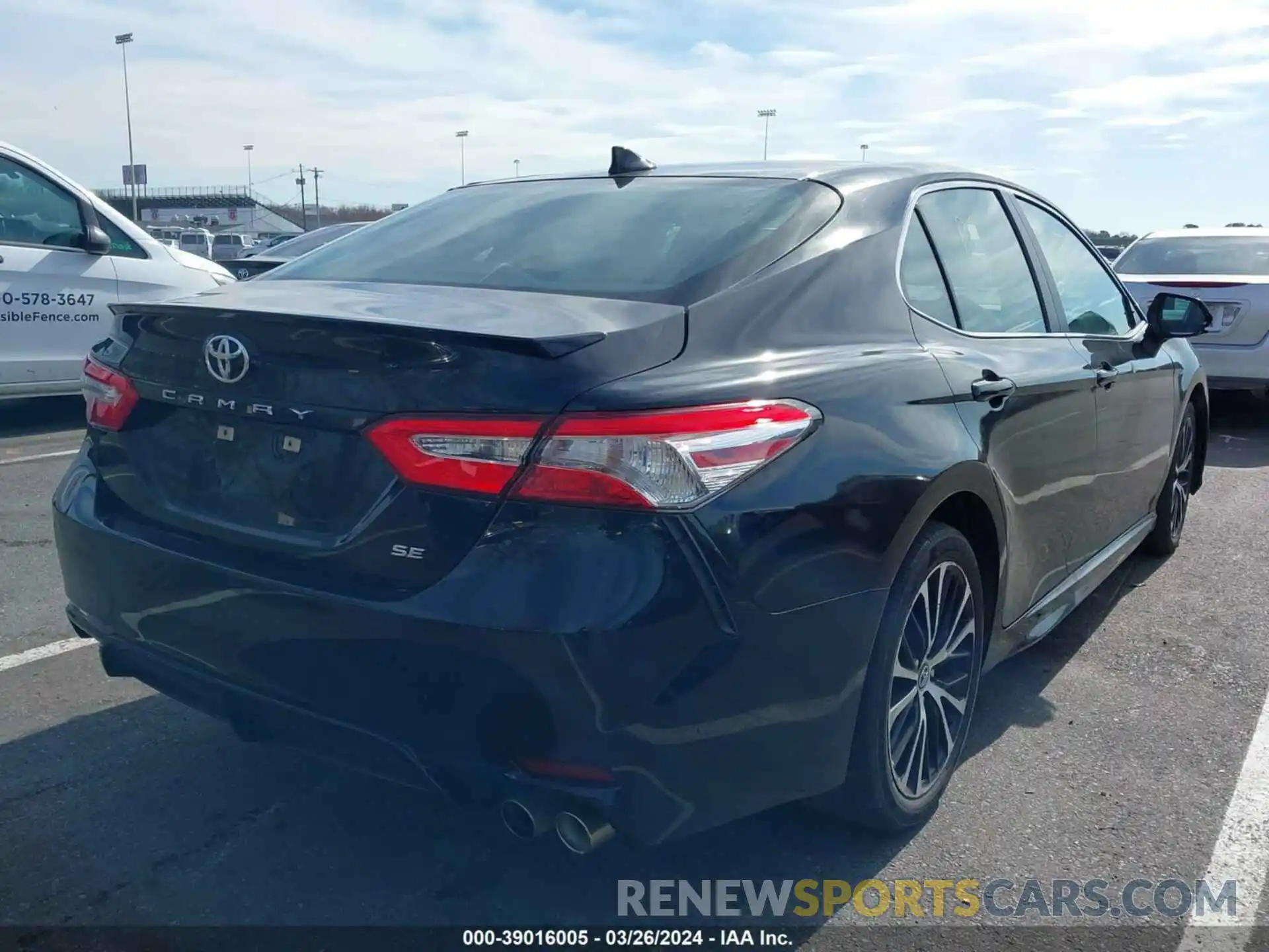 4 Photograph of a damaged car 4T1G11AK4LU901253 TOYOTA CAMRY 2020