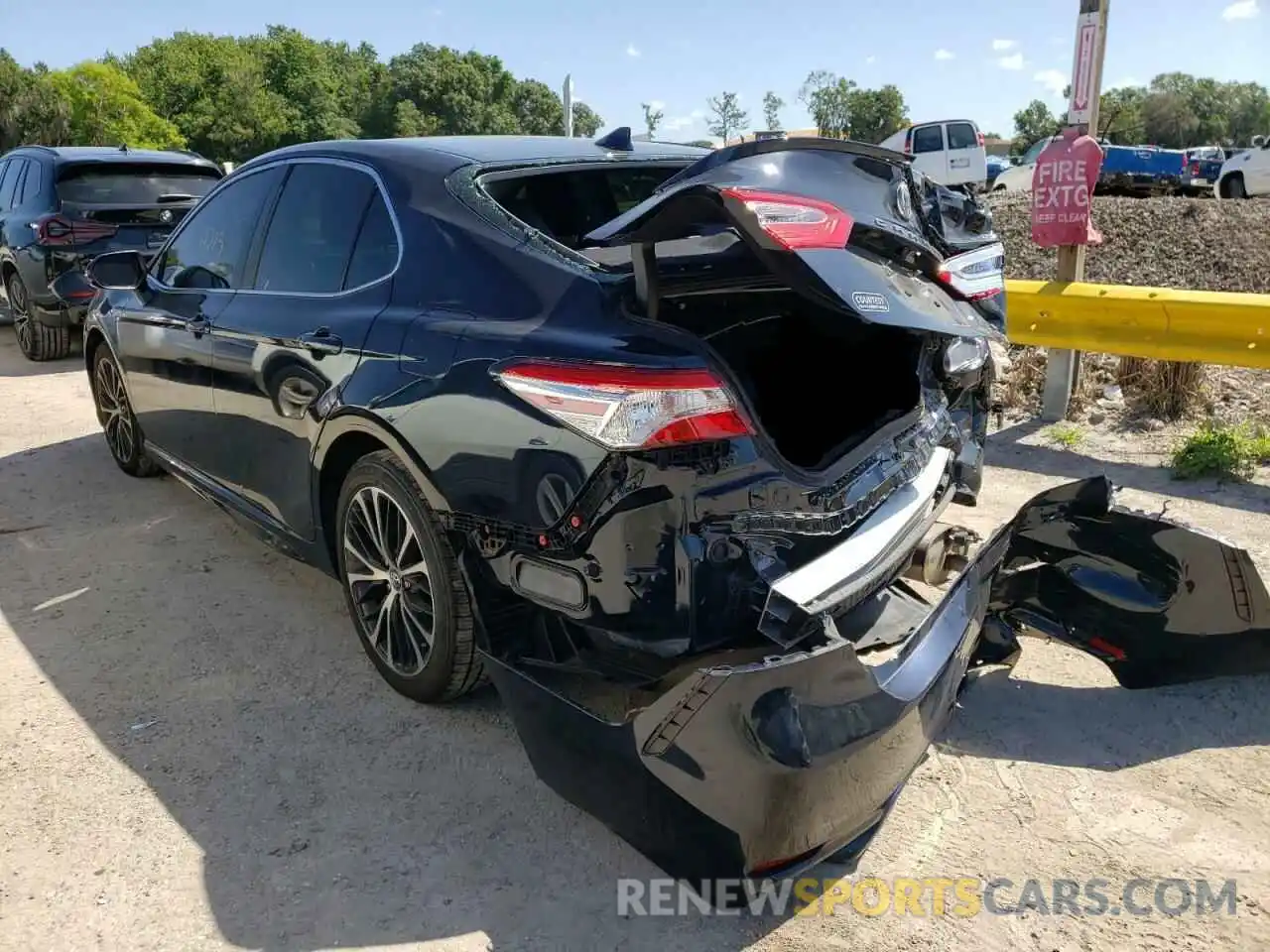 3 Photograph of a damaged car 4T1G11AK4LU902158 TOYOTA CAMRY 2020