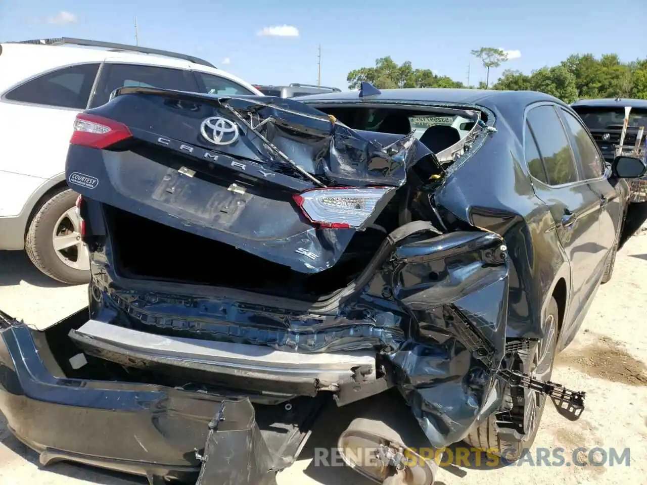 9 Photograph of a damaged car 4T1G11AK4LU902158 TOYOTA CAMRY 2020