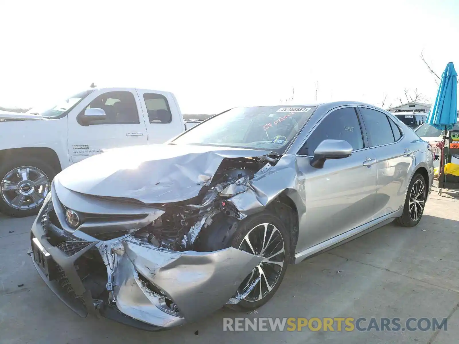 2 Photograph of a damaged car 4T1G11AK4LU902354 TOYOTA CAMRY 2020