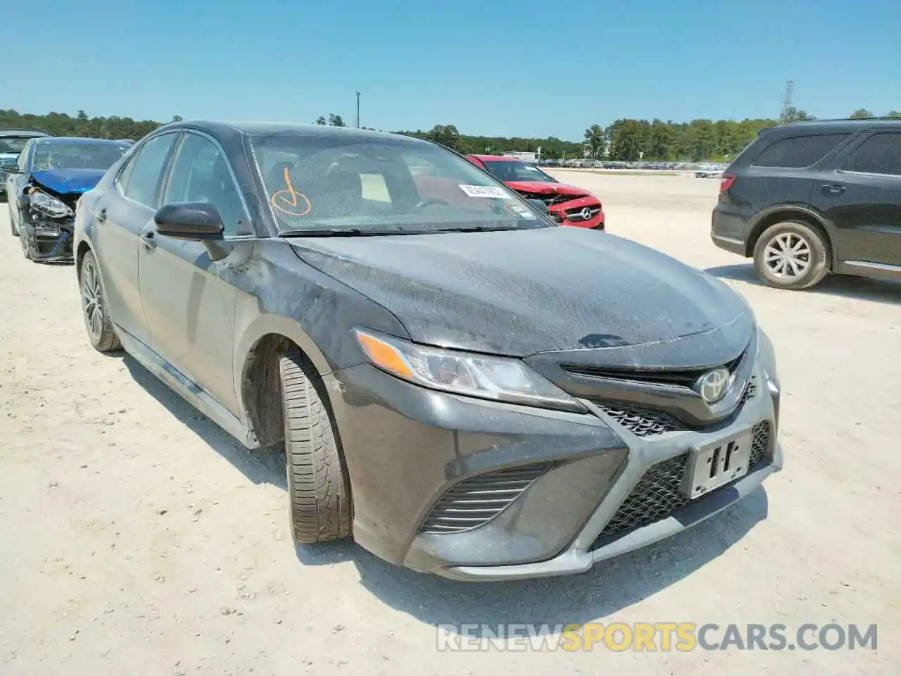 1 Photograph of a damaged car 4T1G11AK4LU902628 TOYOTA CAMRY 2020