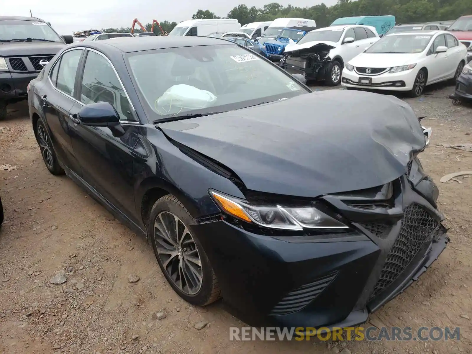 1 Photograph of a damaged car 4T1G11AK4LU903424 TOYOTA CAMRY 2020