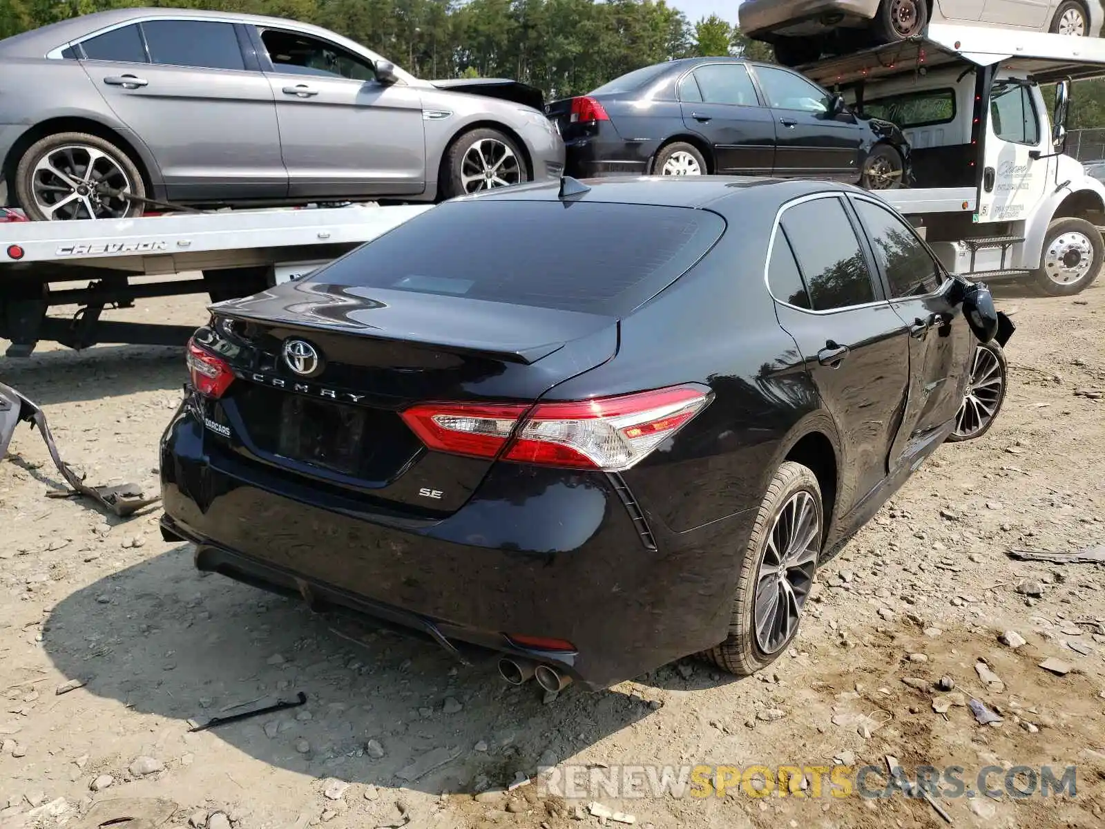 4 Photograph of a damaged car 4T1G11AK4LU904332 TOYOTA CAMRY 2020