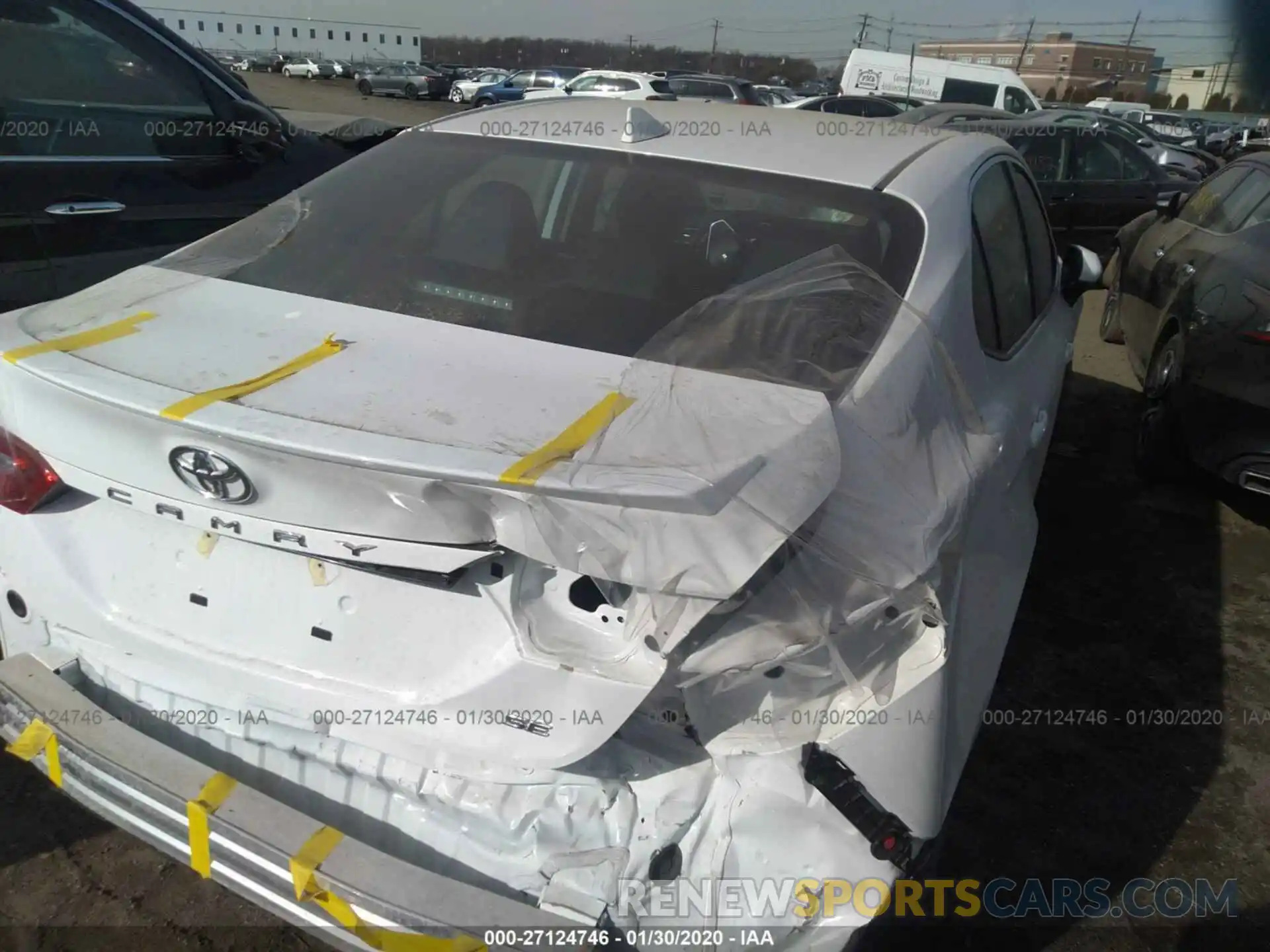 4 Photograph of a damaged car 4T1G11AK4LU905660 TOYOTA CAMRY 2020