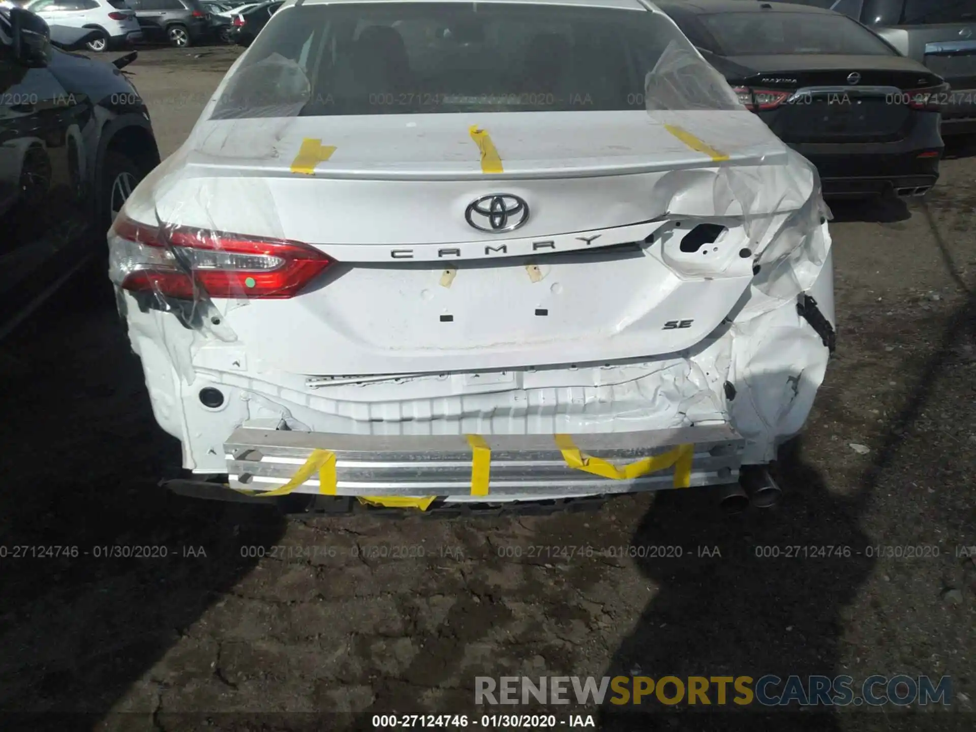 6 Photograph of a damaged car 4T1G11AK4LU905660 TOYOTA CAMRY 2020