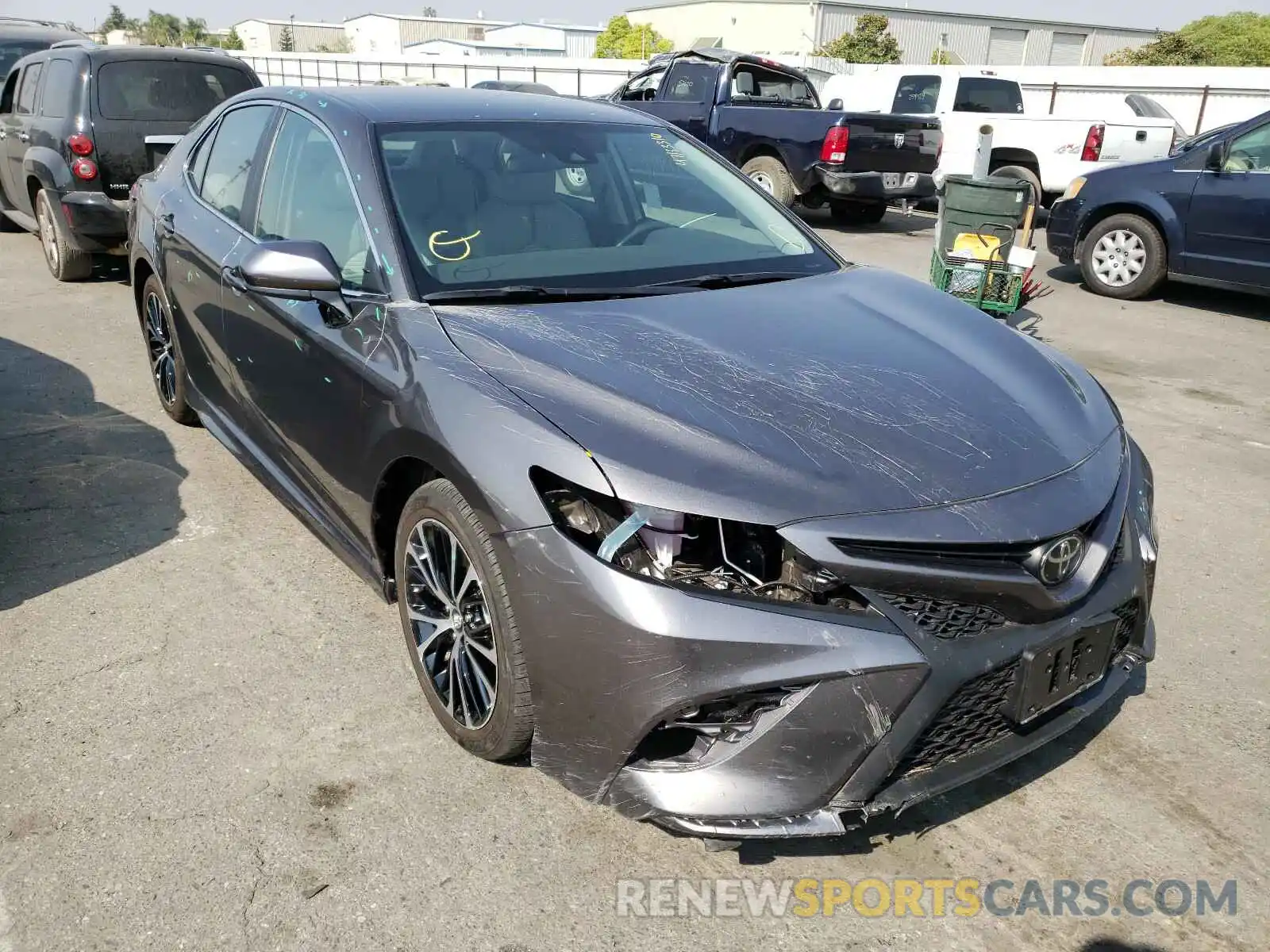 1 Photograph of a damaged car 4T1G11AK4LU906842 TOYOTA CAMRY 2020