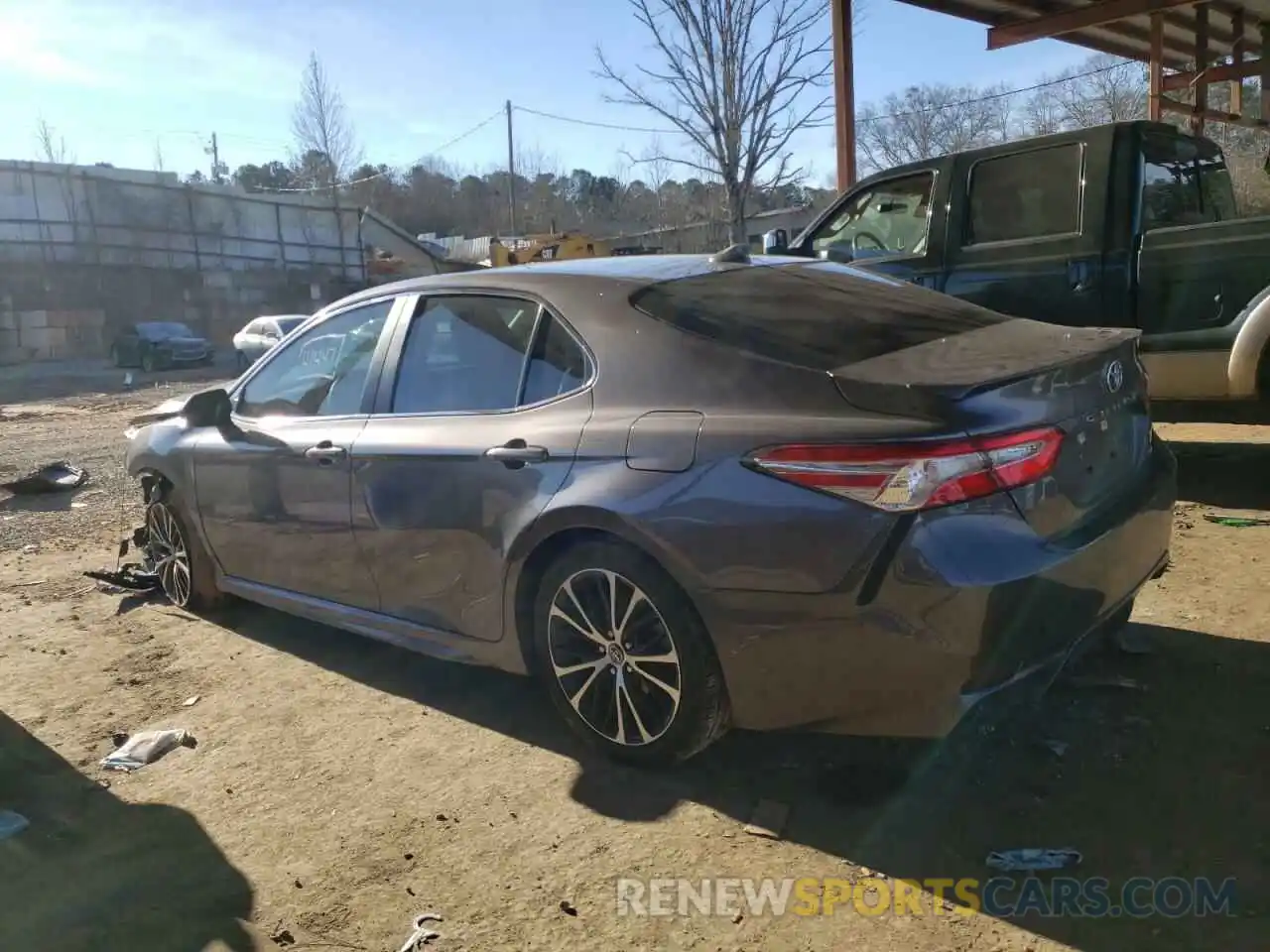 3 Photograph of a damaged car 4T1G11AK4LU907568 TOYOTA CAMRY 2020