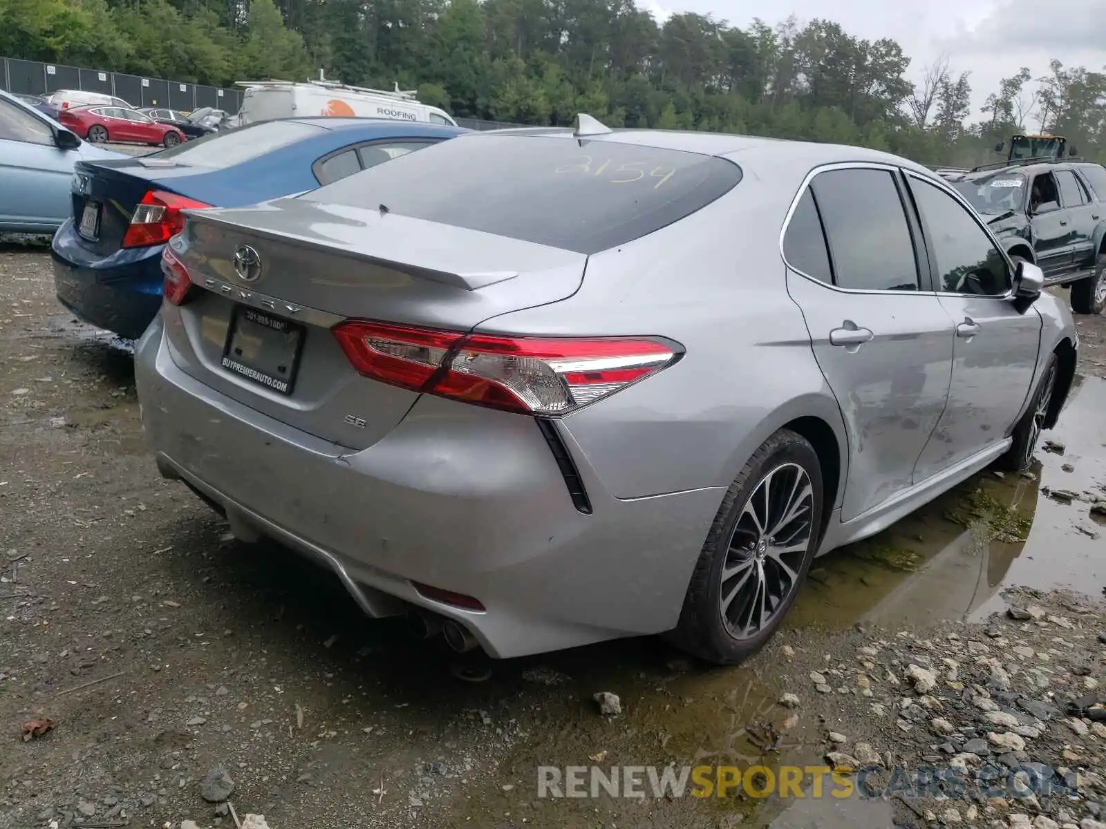 4 Photograph of a damaged car 4T1G11AK4LU915332 TOYOTA CAMRY 2020