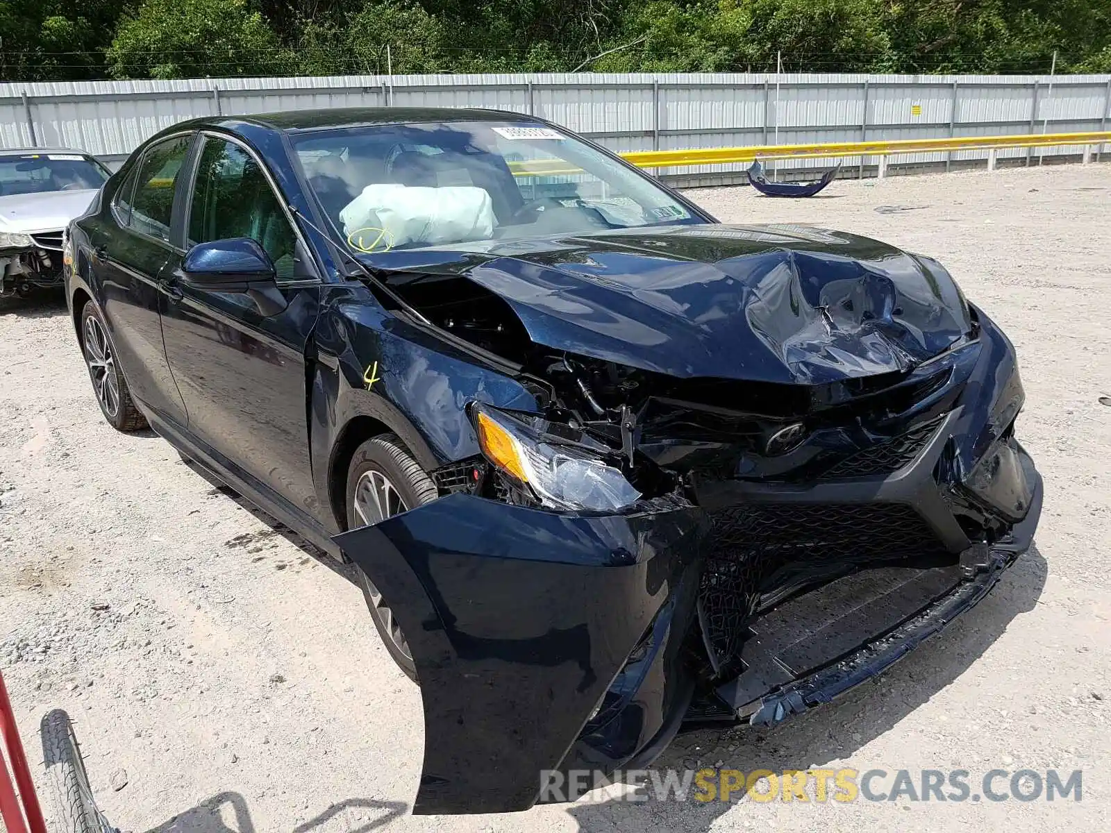 1 Photograph of a damaged car 4T1G11AK4LU917176 TOYOTA CAMRY 2020