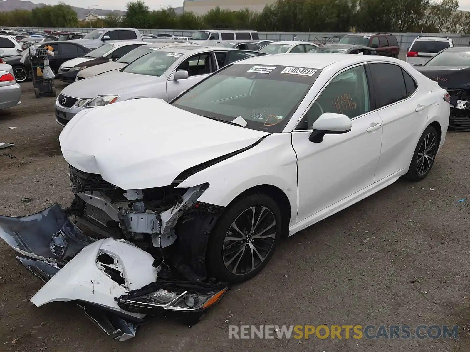 2 Photograph of a damaged car 4T1G11AK4LU929084 TOYOTA CAMRY 2020